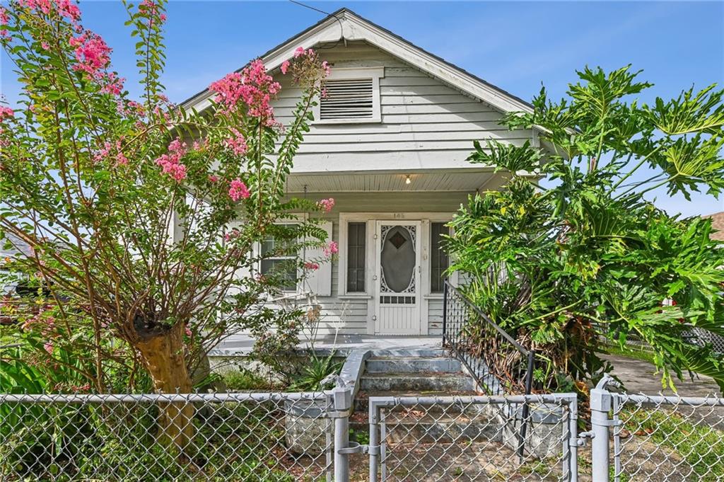 Single family home for sale at 145 Farman St, Westwego, LA 70094 | MLS# 2571983