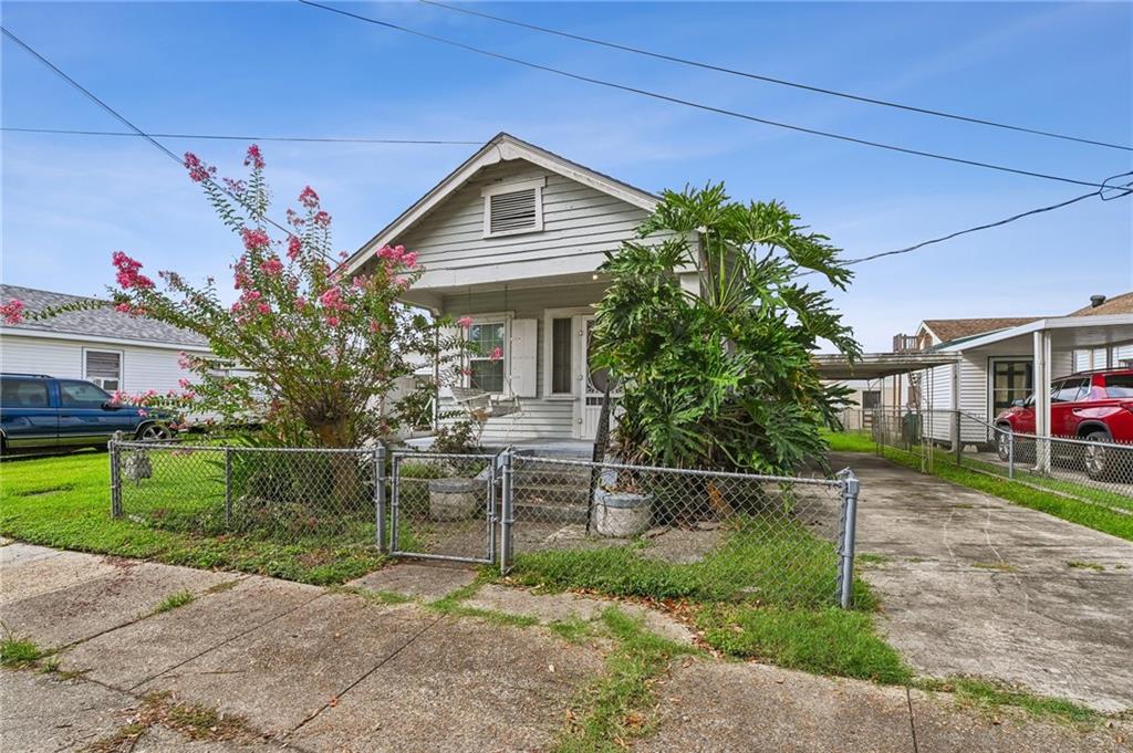 2nd image of 145 Farman St, Westwego, LA 70094 | MLS# 2571983