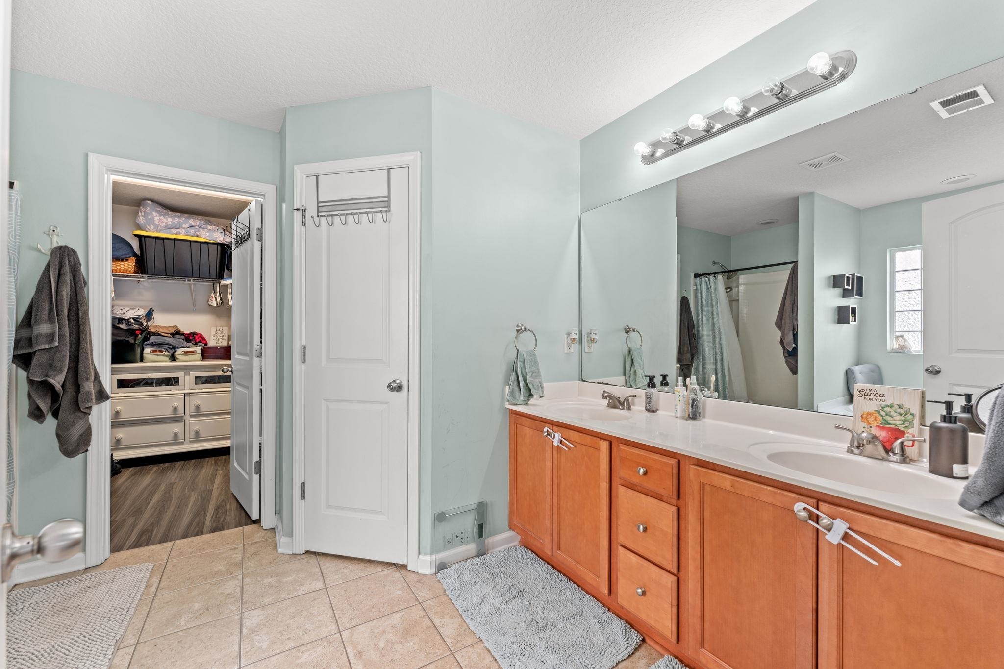 2619863 | Photo 16