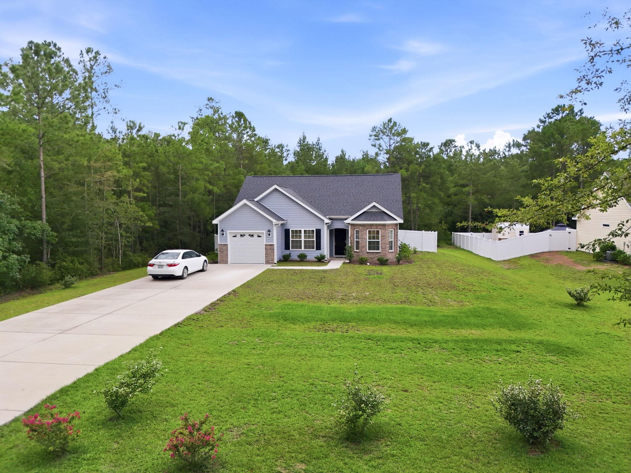 1902 Hardwick Rd.