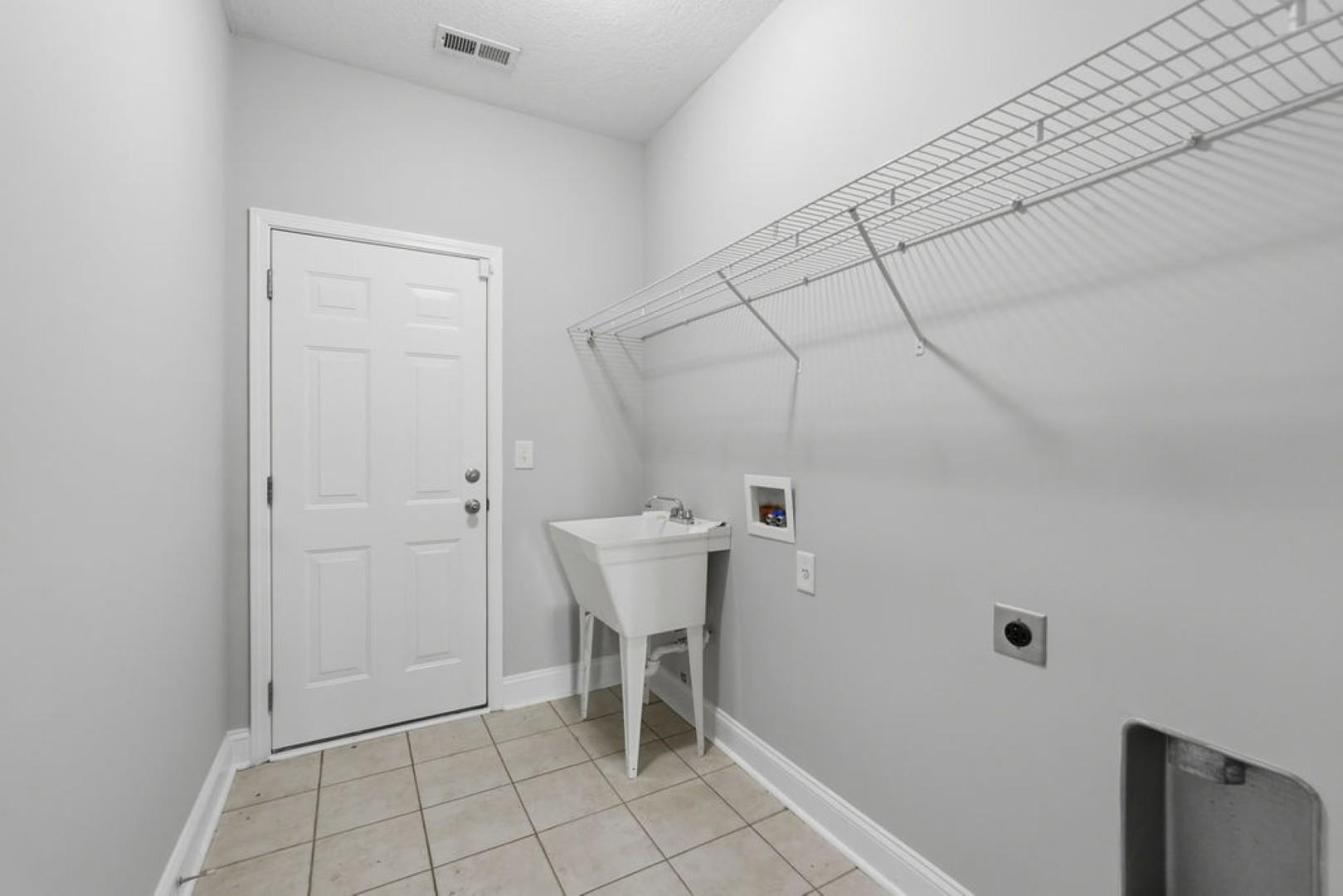 2619872 | Photo 33