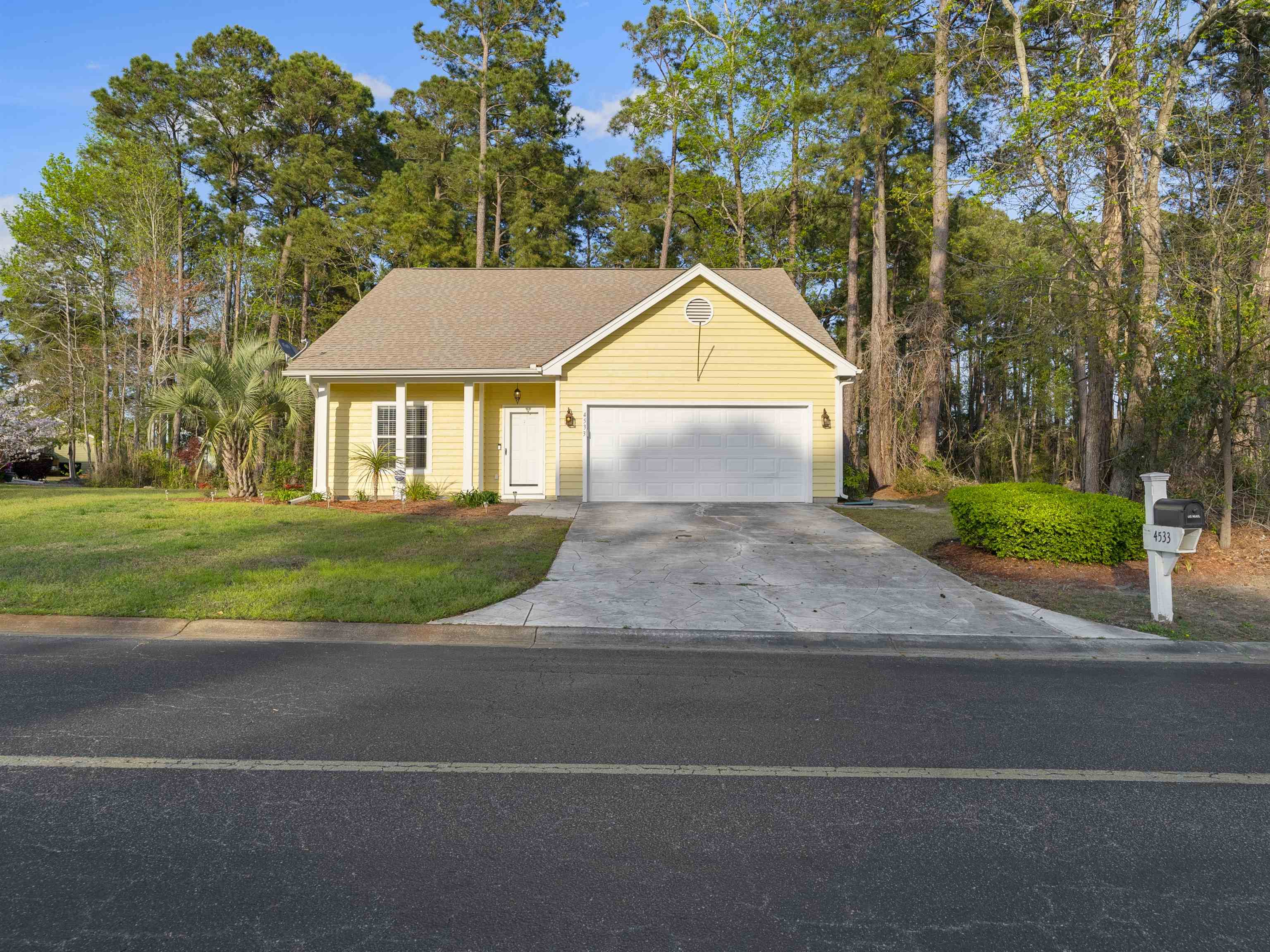 4533 Greenbriar Dr.