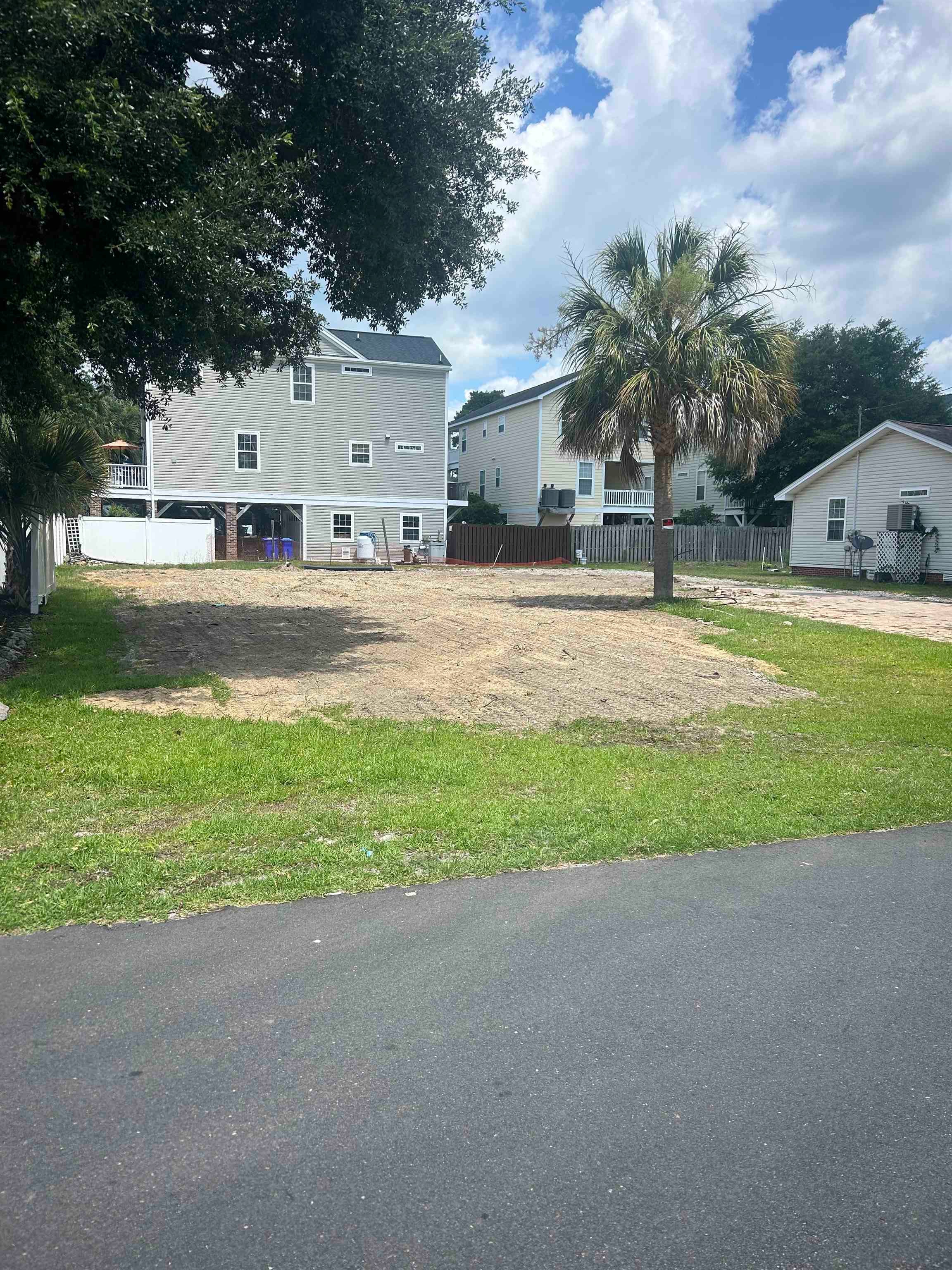 330 Lakeside Dr.