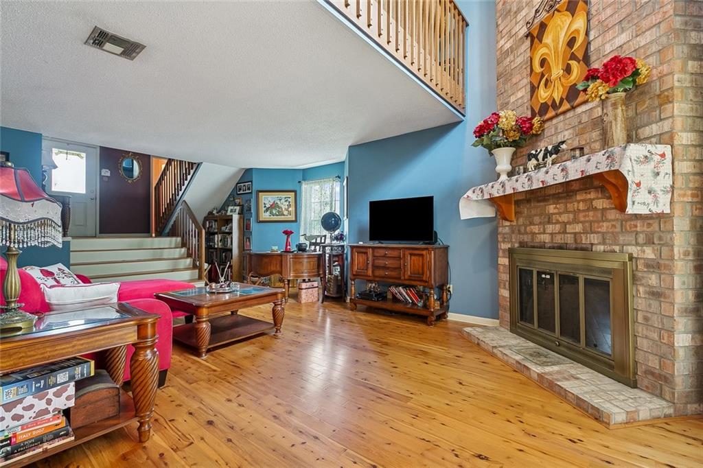 4th image of 501 Audubon Trace, Jefferson, LA 70121