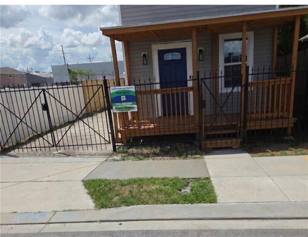 1st image of 1313 S Dupre St, New Orleans, LA 70125 | MLS# 2571932