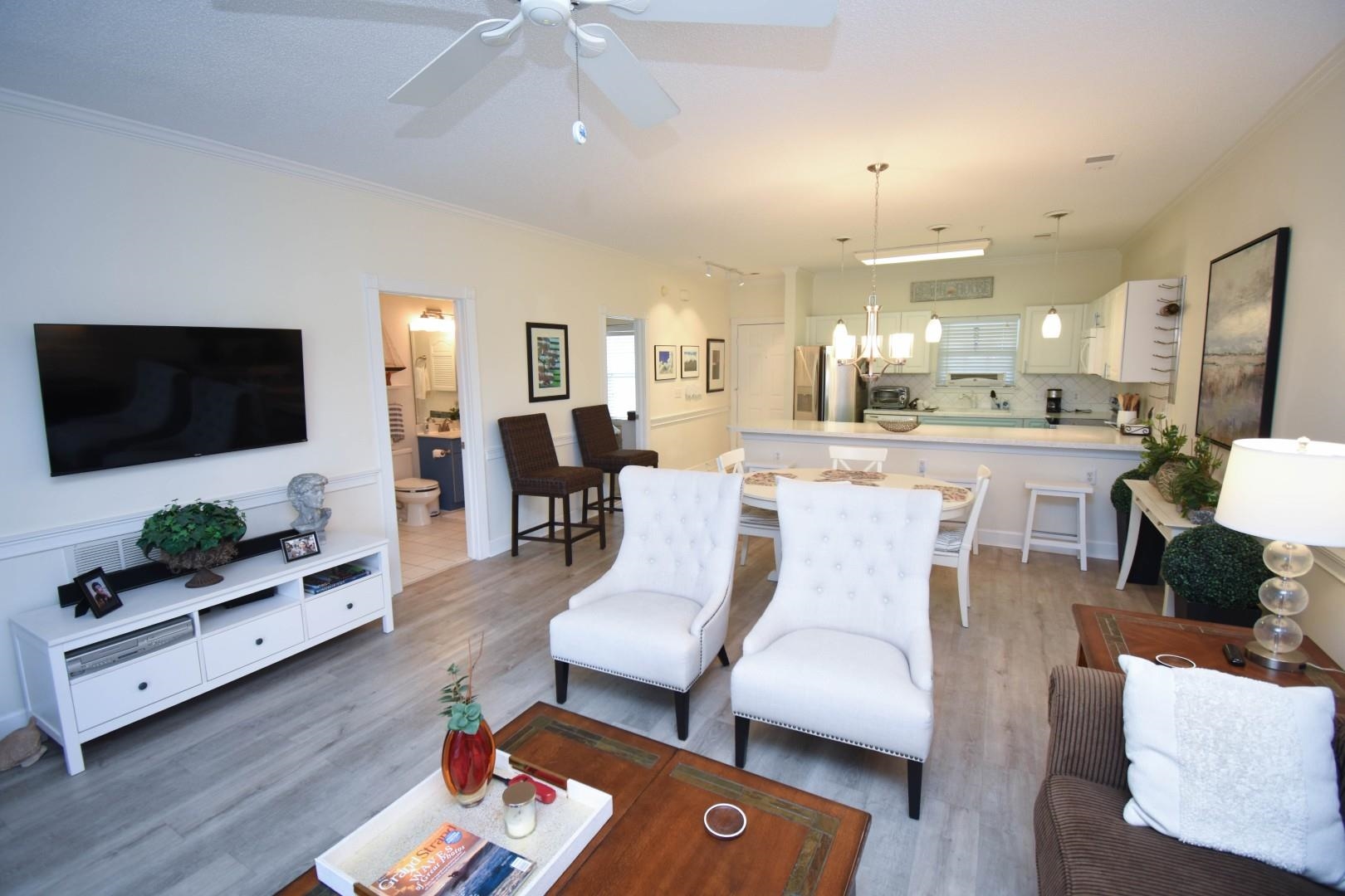2619998 | Photo 6
