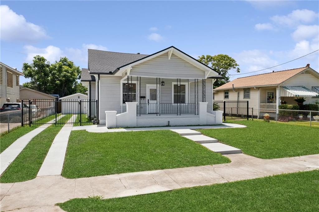 2nd image of 2340 Wisteria St, New Orleans, LA 70122 | MLS# 2572269