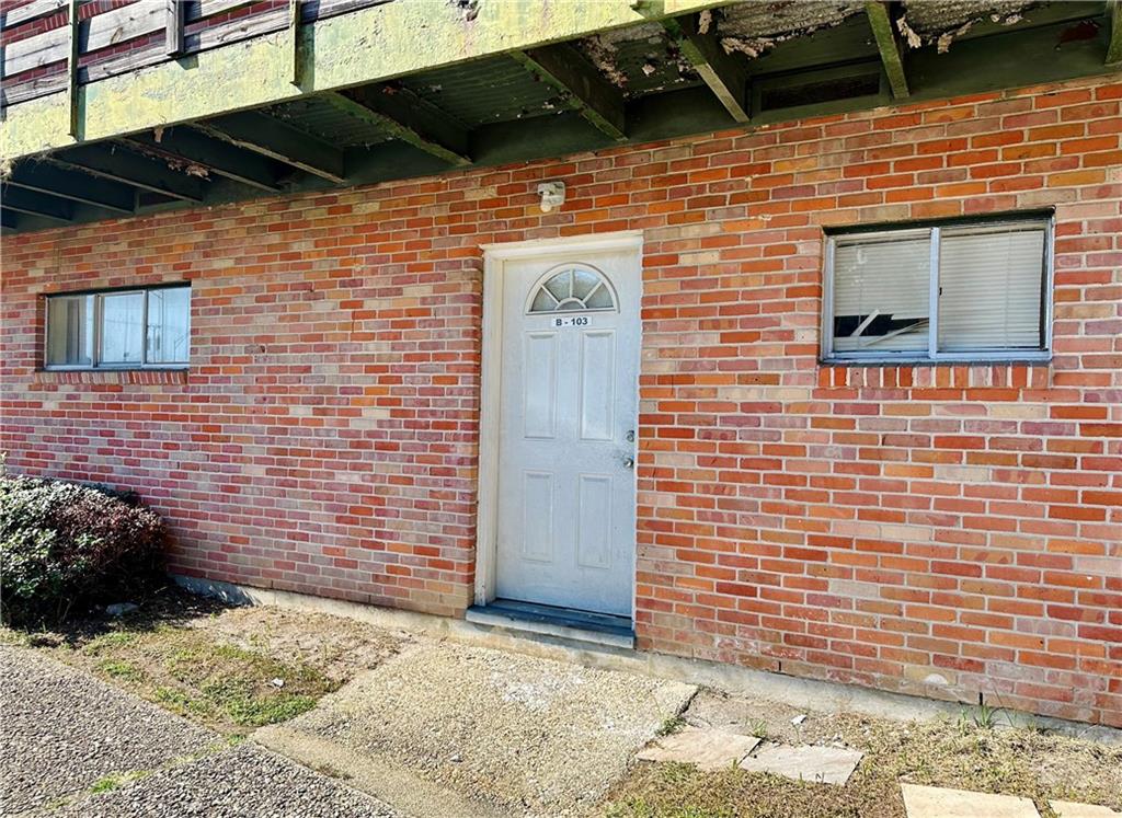 1st image of 3838 Pontchartrain Dr #B-103, Slidell, LA 70458 | MLS# 2572420