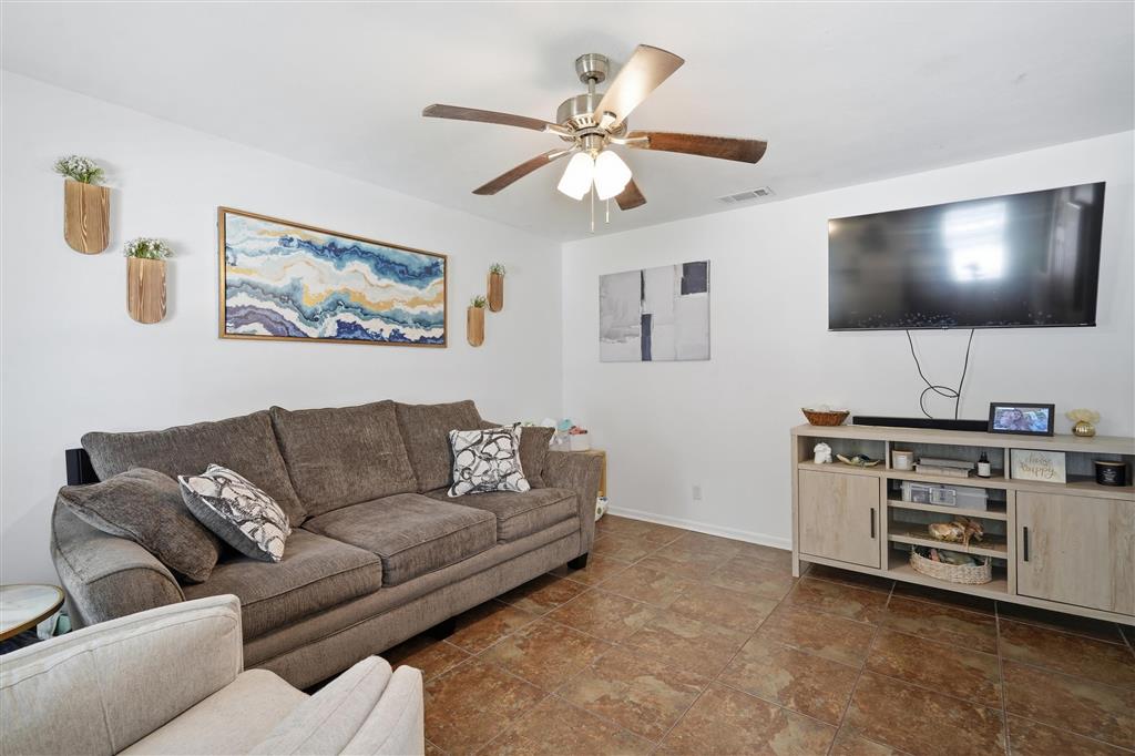 317 Overhill Drive — photo 5