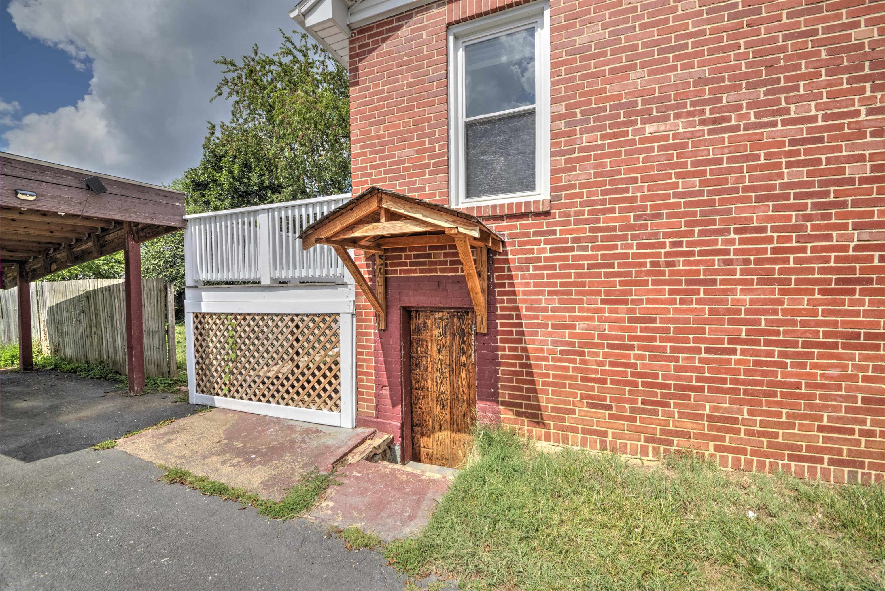 641 King Ave