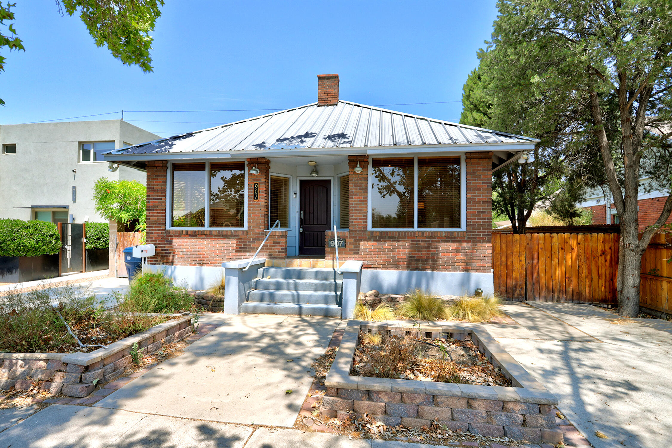 Multi family home for sale at 907 Silver Ave SW, Albuquerque, NM 87102 | MLS# 1109166