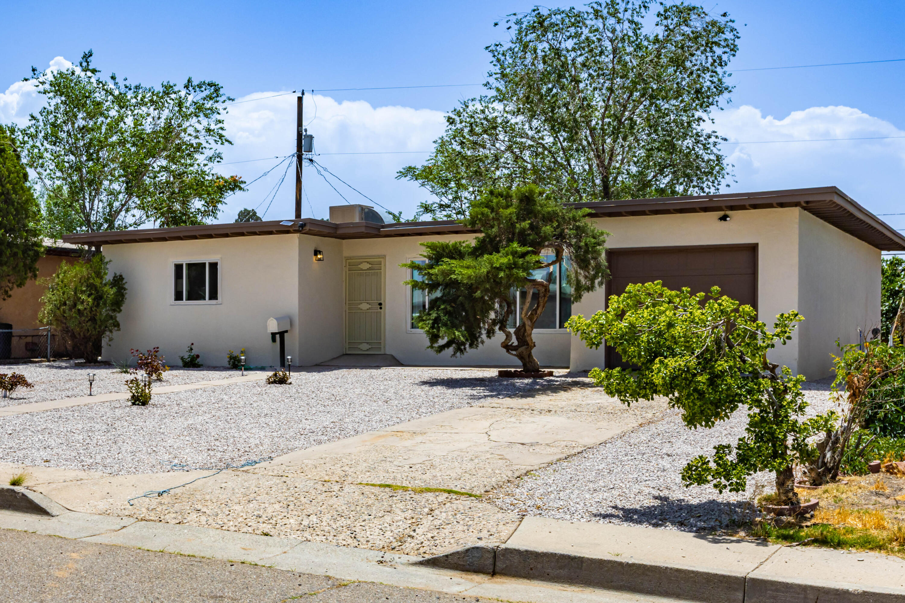 4808 Ponderosa Avenue NE 