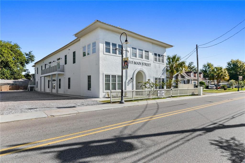 3rd image of 315 Main St #H, Bay St Louis, MS 39520 | MLS# 2572544