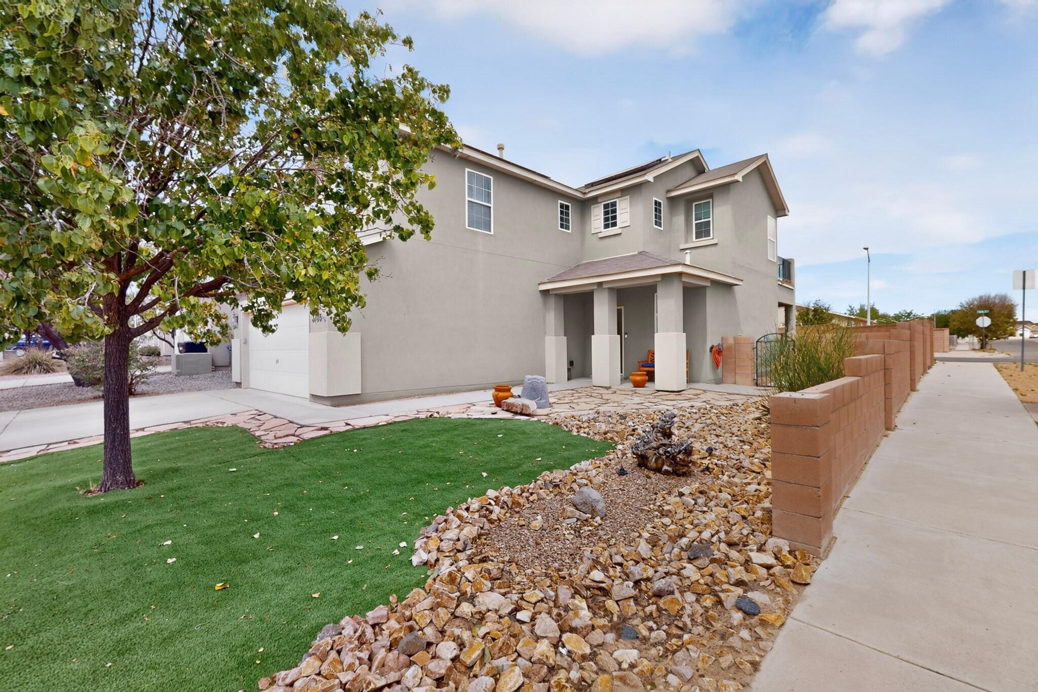 3735 Buckskin Loop NE 