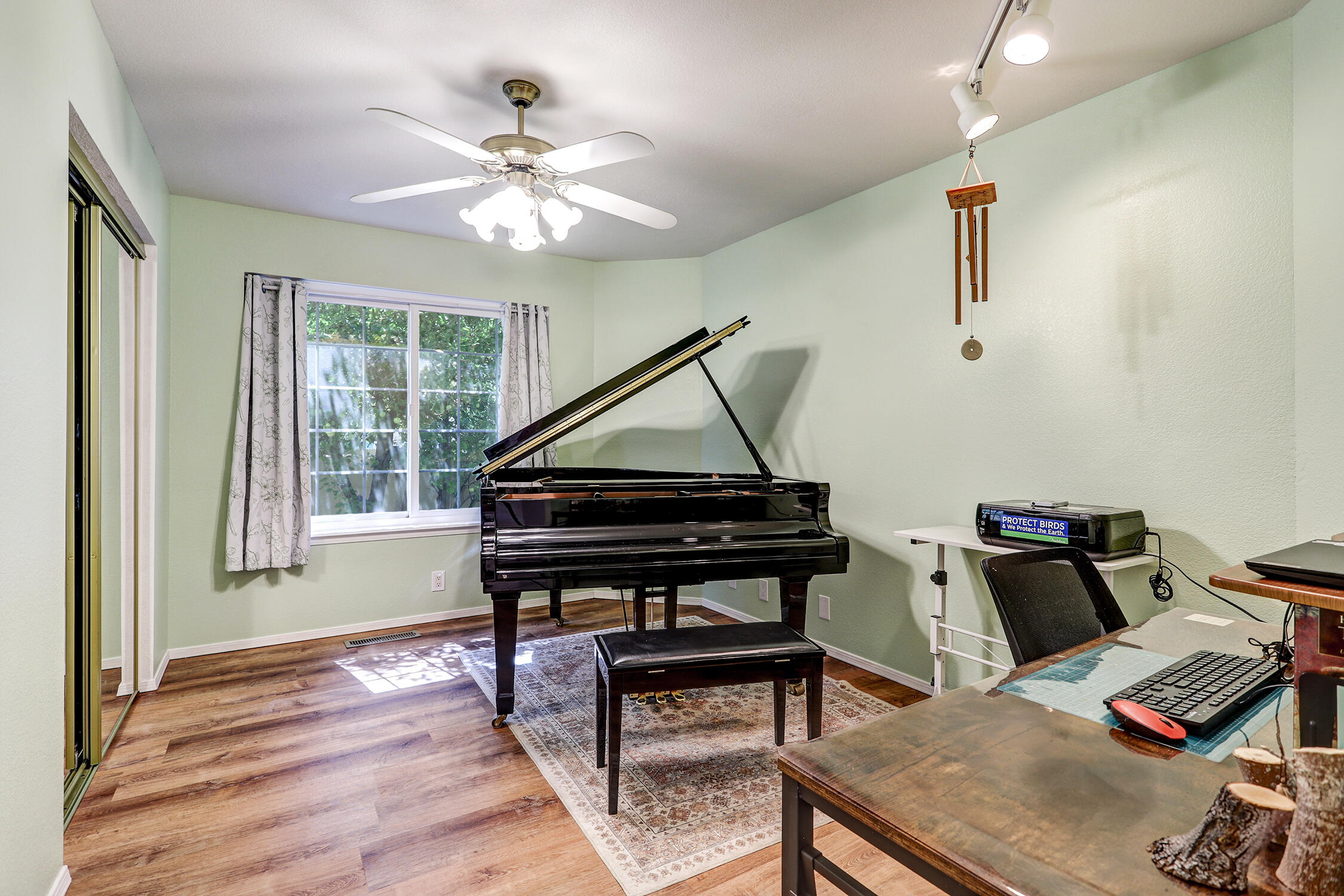 1111 Blue Quail Road NE 