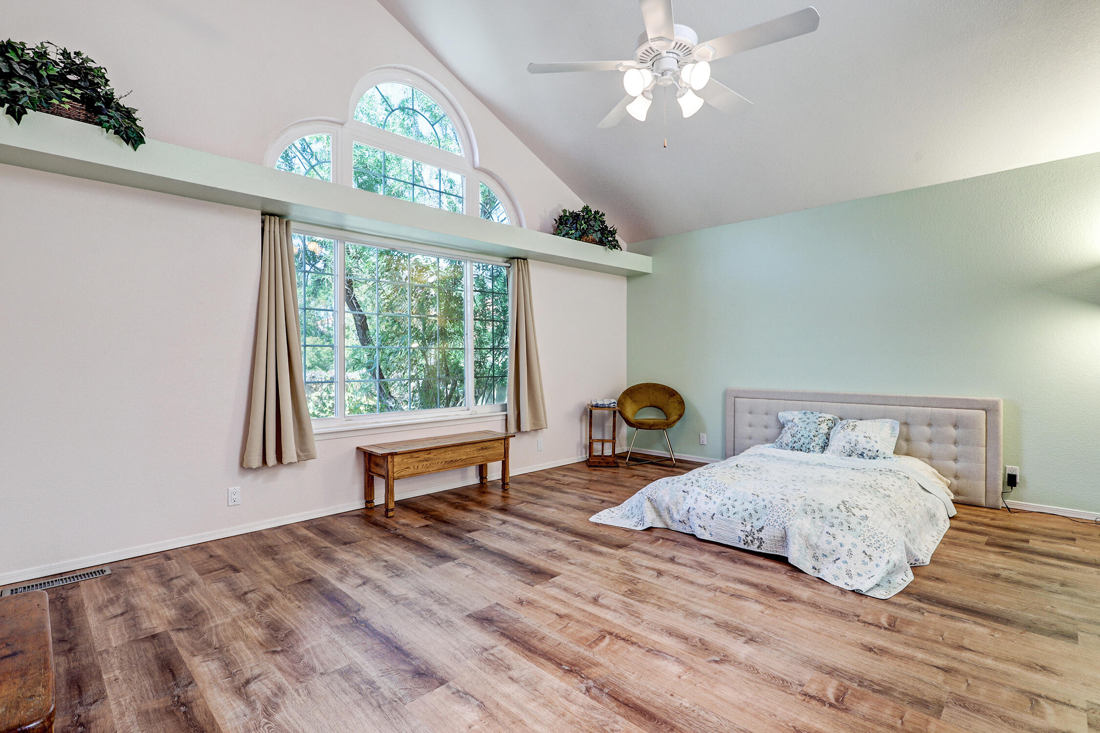 1111 Blue Quail Road NE 