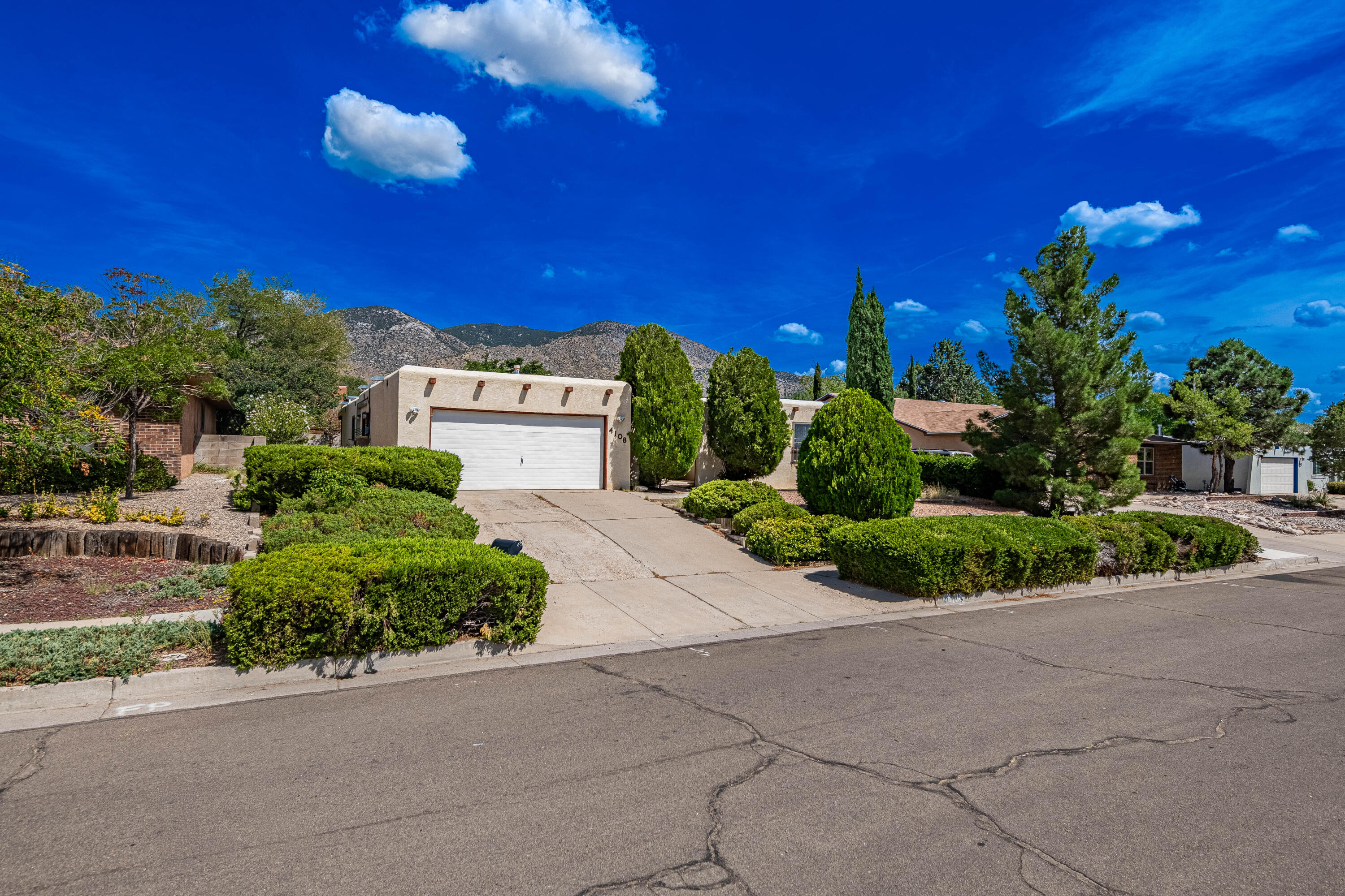 4108 Blue Ridge Place, Albuquerque NM 87111