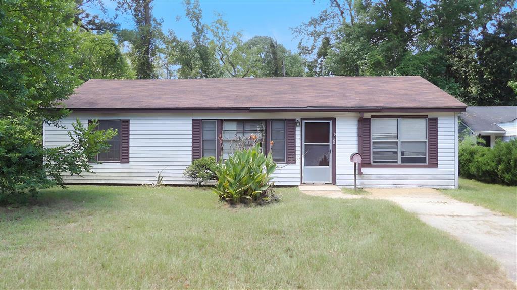 129 Country Club Circle