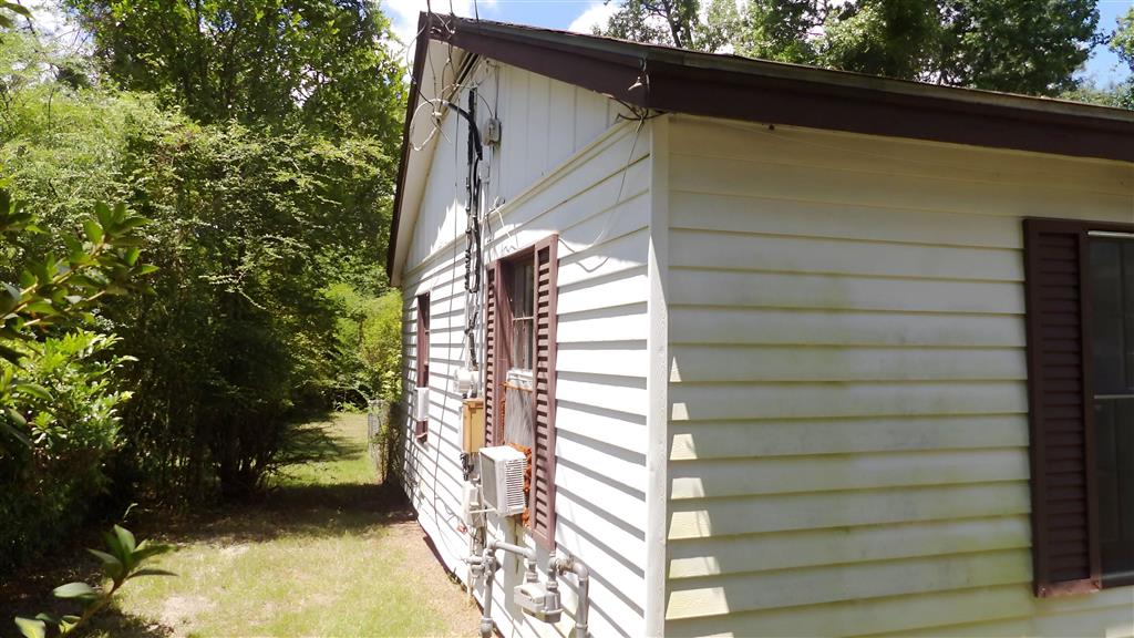 129 Country Club Circle — photo 5