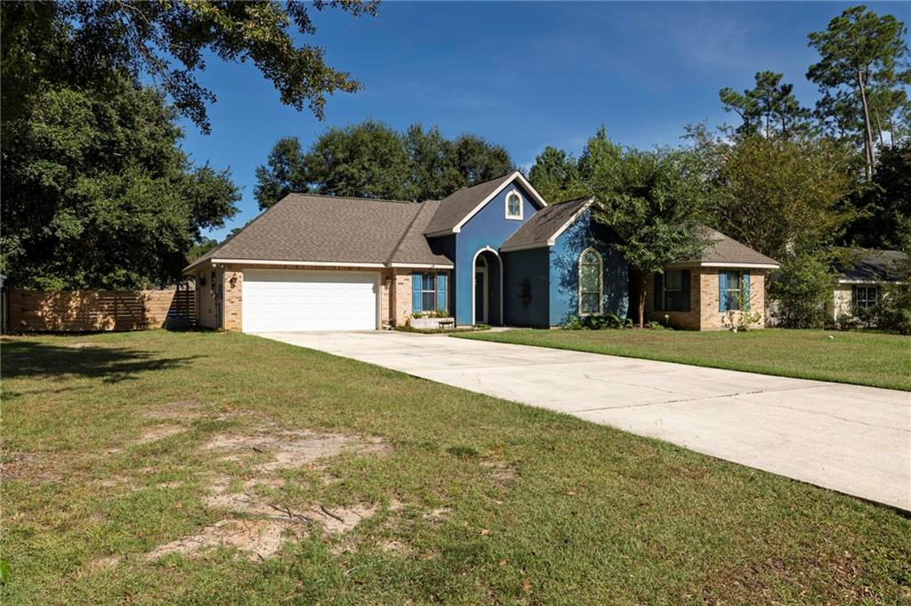 Photo 2 of Single family home for sale at 61364 Magnolia Dr, Lacombe, LA 70445 | MLS# 2569680 | Listing updated on 2026-09-12