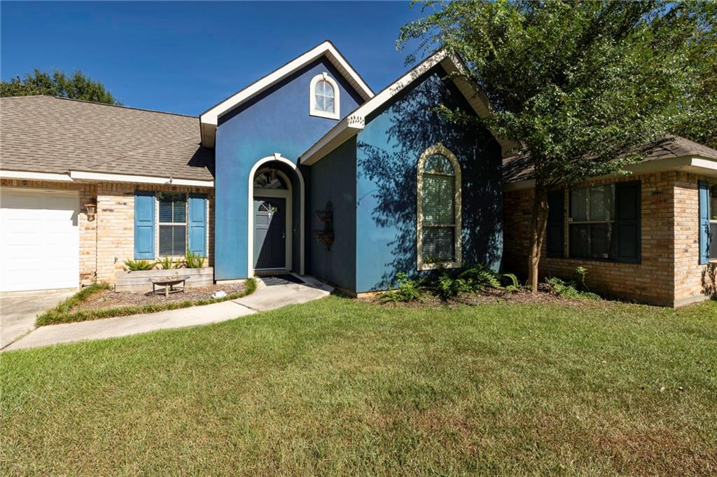 Photo 3 of Single family home for sale at 61364 Magnolia Dr, Lacombe, LA 70445 | MLS# 2569680 | Listing updated on 2026-09-12
