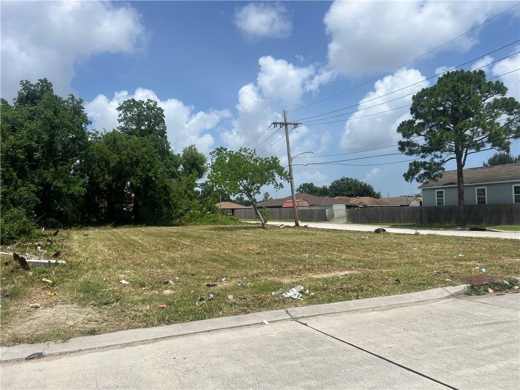 2nd image of 4638 Majestic Oaks Dr, New Orleans, LA 70126 | MLS# 2572721