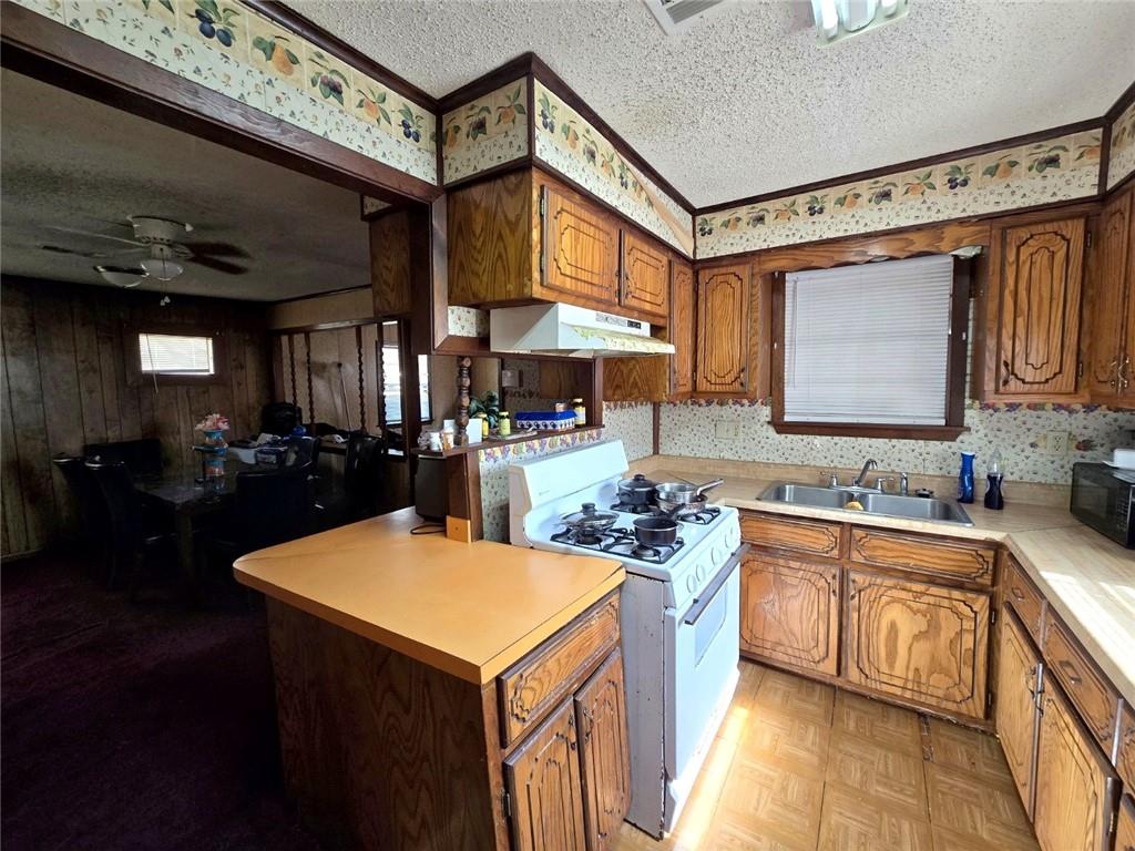 Photo 2 of Single family home for sale at 121 W Newman Ave, Hammond, LA 70403 | MLS# 2571701 | Listing updated on 2026-09-08