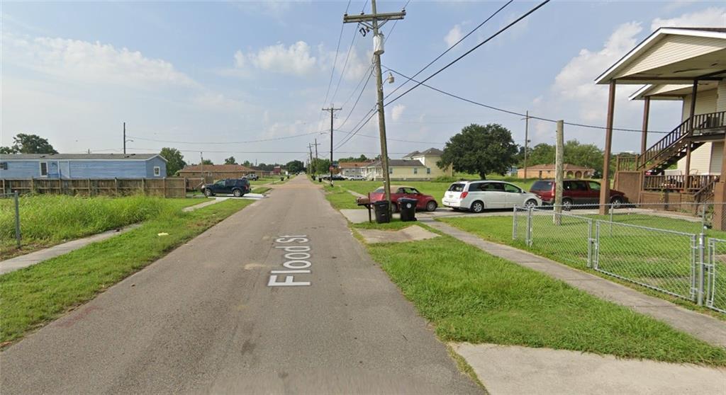 2nd image of 2409 Flood St, New Orleans, LA 70117 | MLS# 2572742