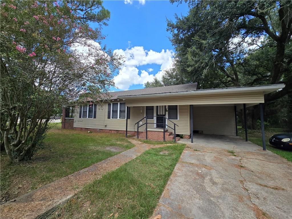 Single family home for sale at 200 N Carter Sq, Hammond, LA 70401 | MLS# 2572751