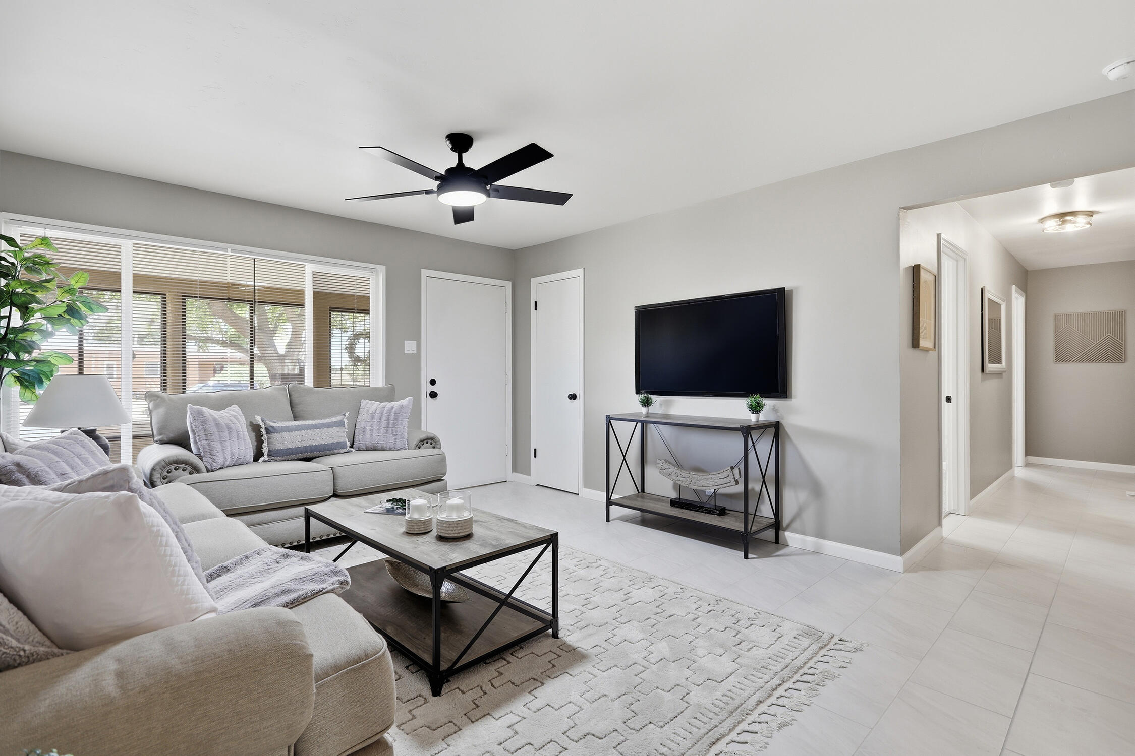 Photo 2 of Sale Pending at 9801 Leyendecker Rd Ne, Albuquerque, NM 87112 | MLS# 1109271 | Listing updated on 2026-09-09
