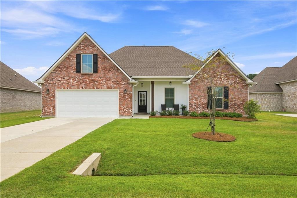 2nd image of 1174 Barrington Dr, Covington, LA 70435 | MLS# 2572675