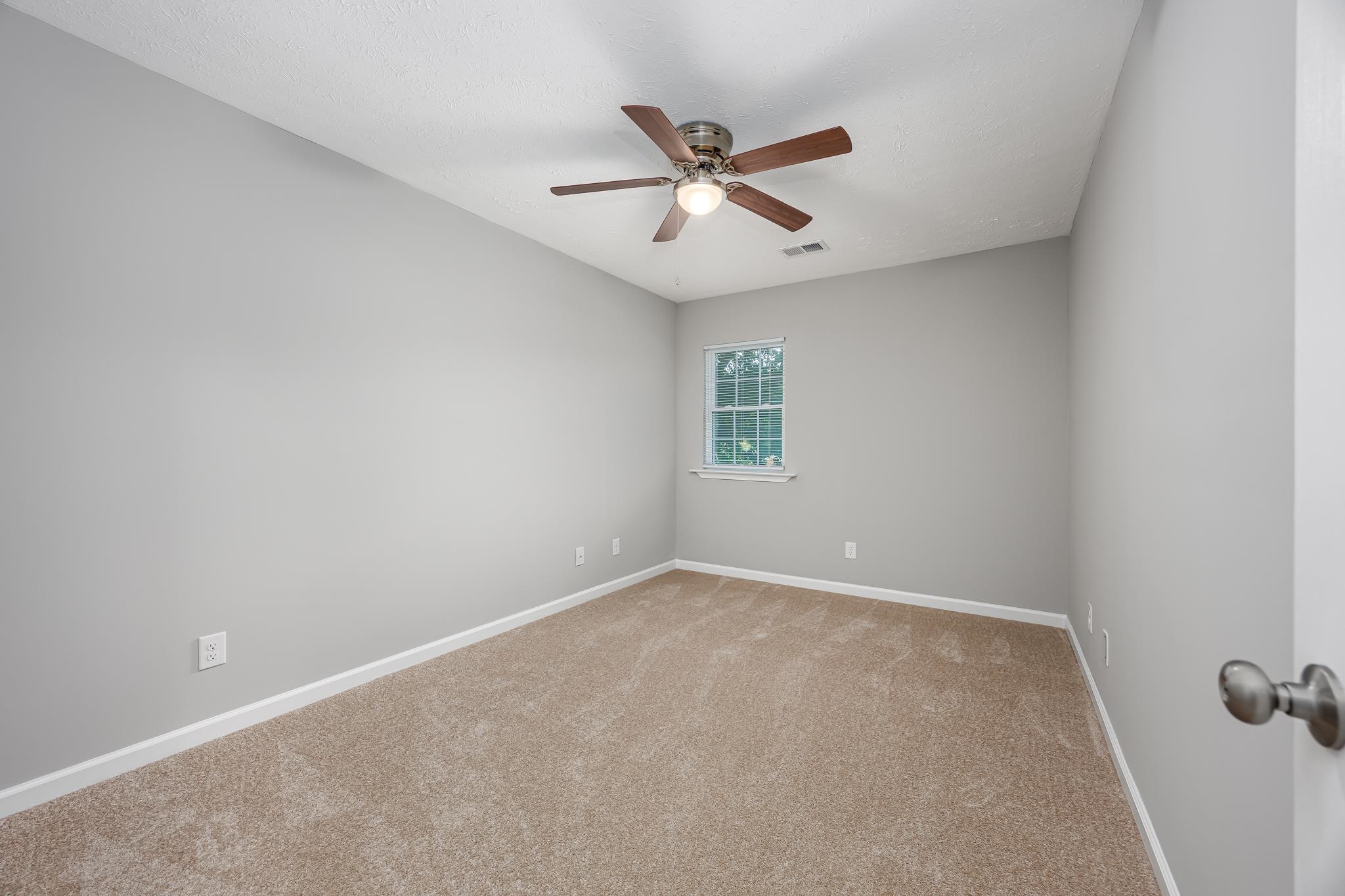 2620293 | Photo 21
