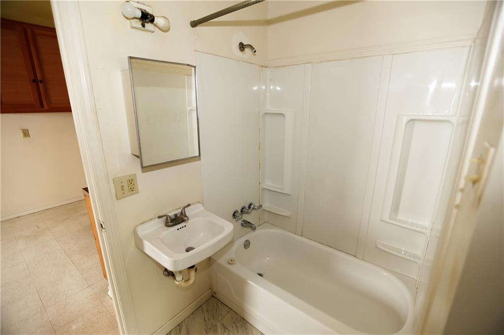 11th image of 452 54 Jackson Ave, New Orleans, LA 70130 | MLS# 2572715
