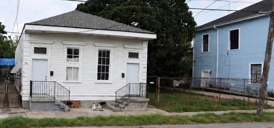 Photo 1 of Multi family home for sale at 456 58 Jackson Ave, New Orleans, LA 70130 | MLS# 2572775 | Listing updated on 2026-10-14