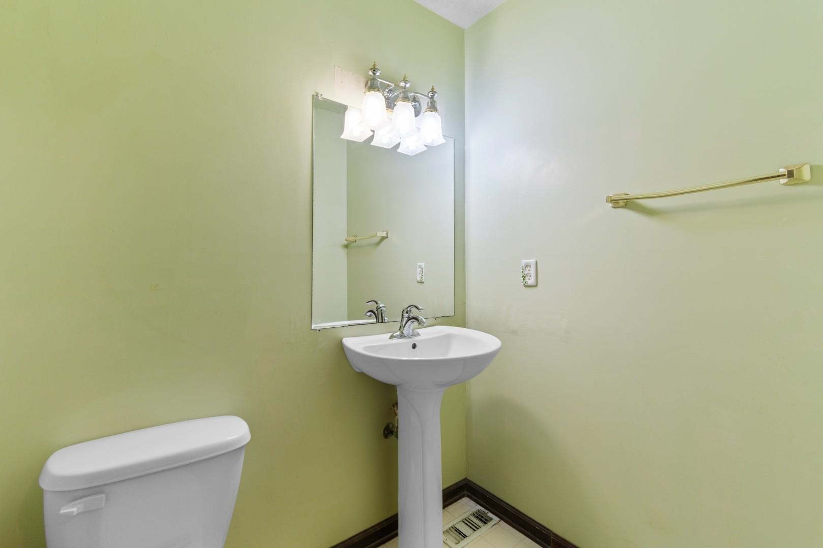 2620331 | Photo 25