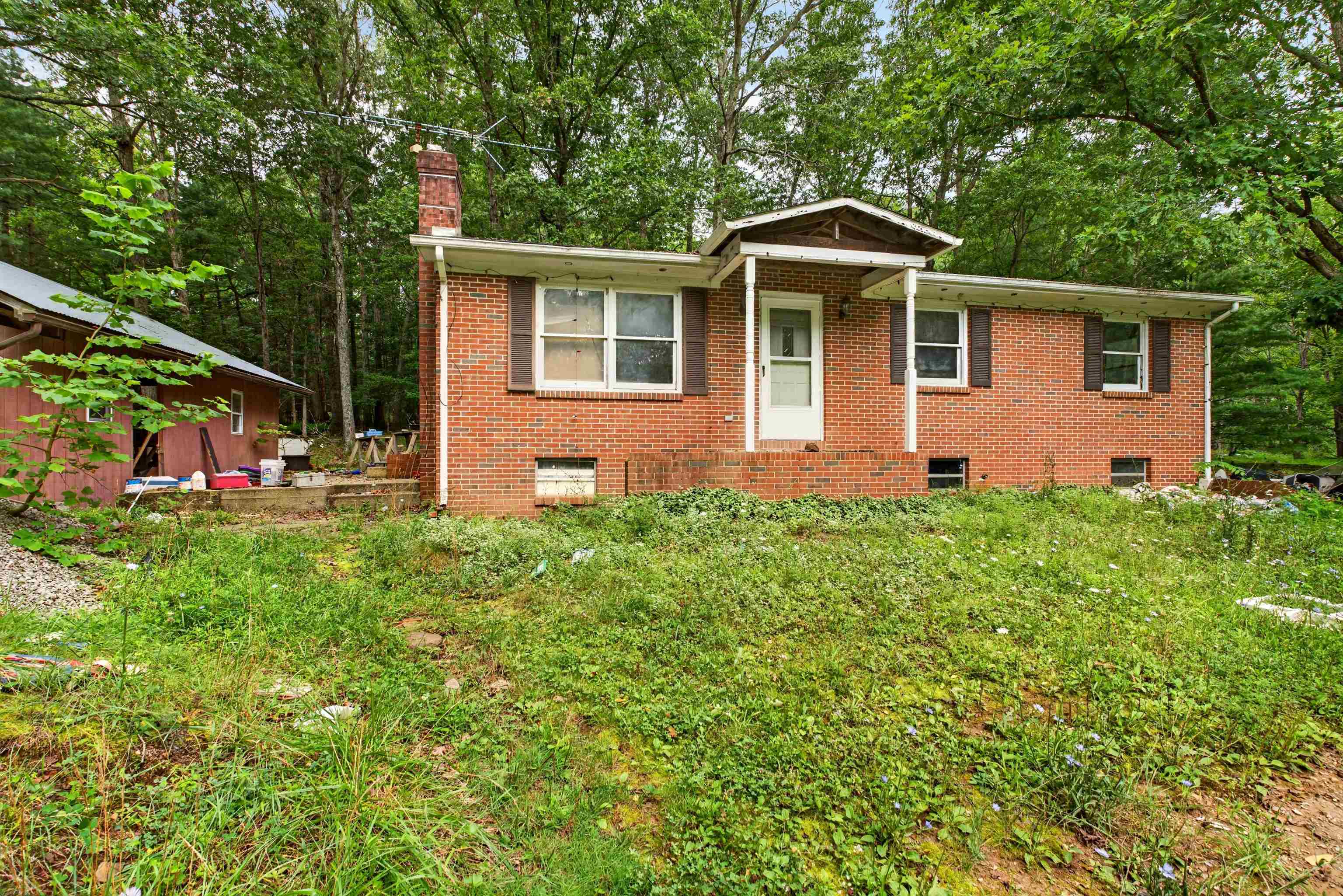 26 CHRISTIAN LN, Swoope, VA 24479