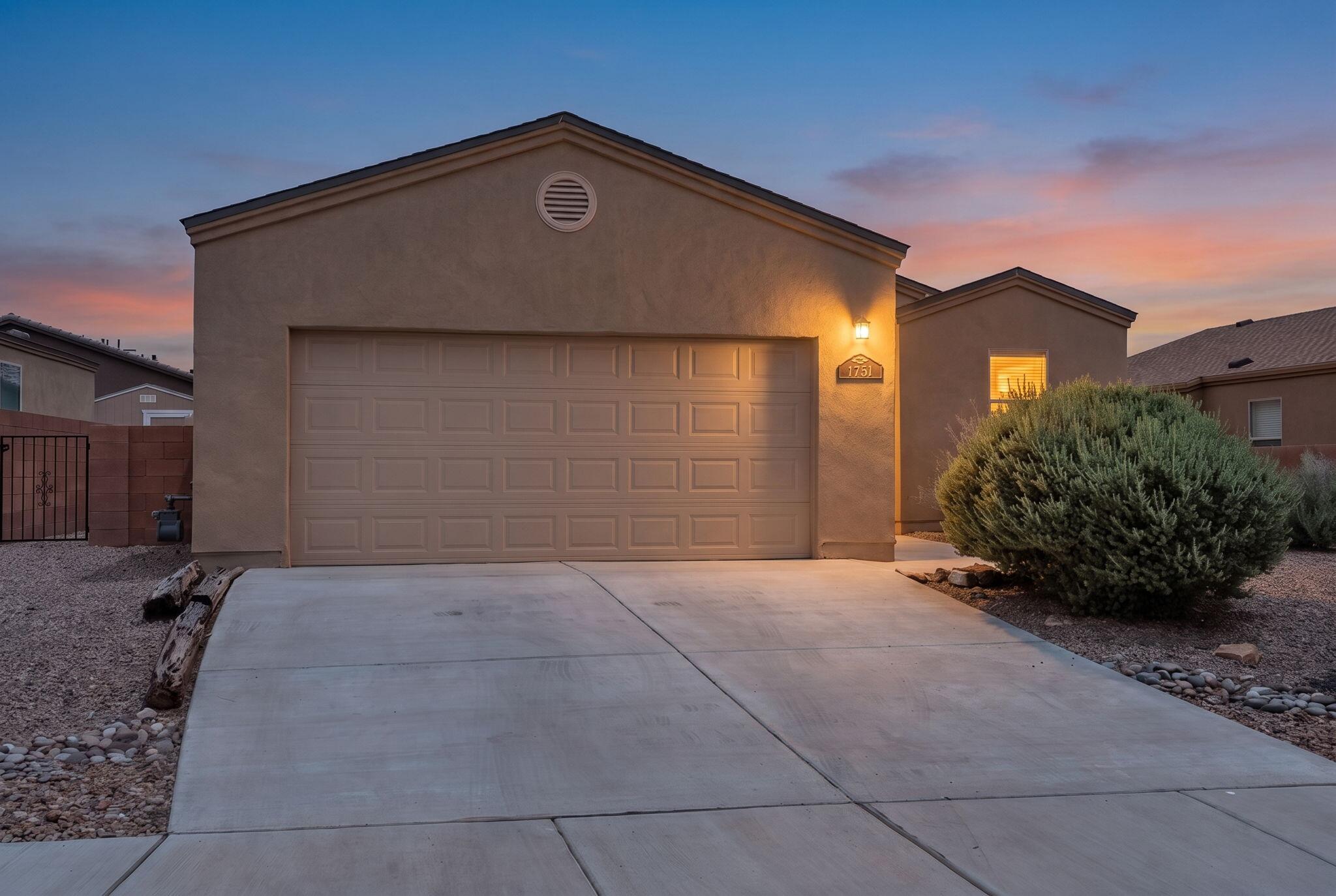 1st image of 1781 Camino Rustica Sw, Los Lunas, NM 87031 | MLS# 1109300