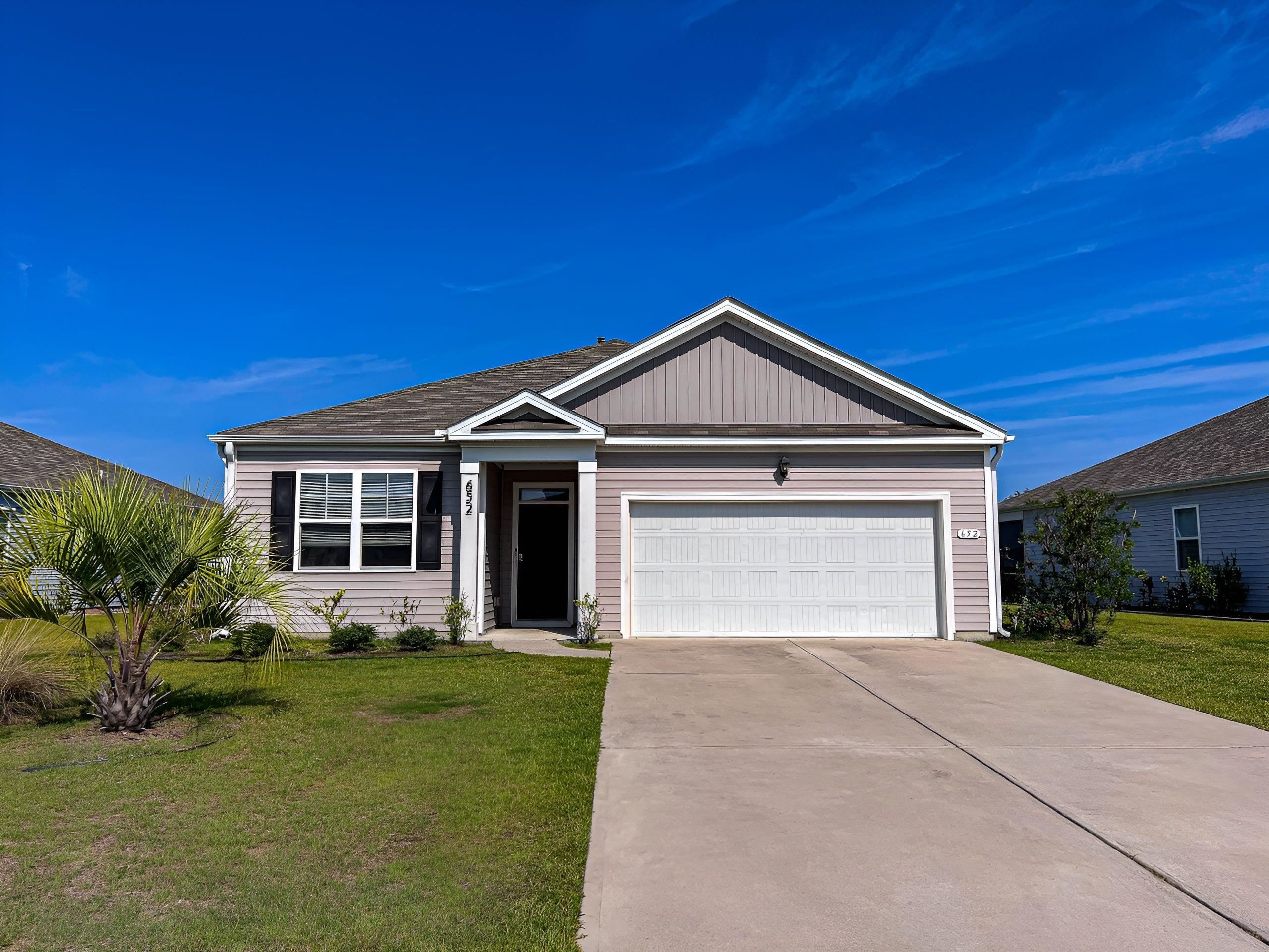 Photo 2 of Single family home for sale at 652 Black Pearl Way, Myrtle Beach, SC 29588 | MLS# 2620439 | Listing updated on 2026-09-16