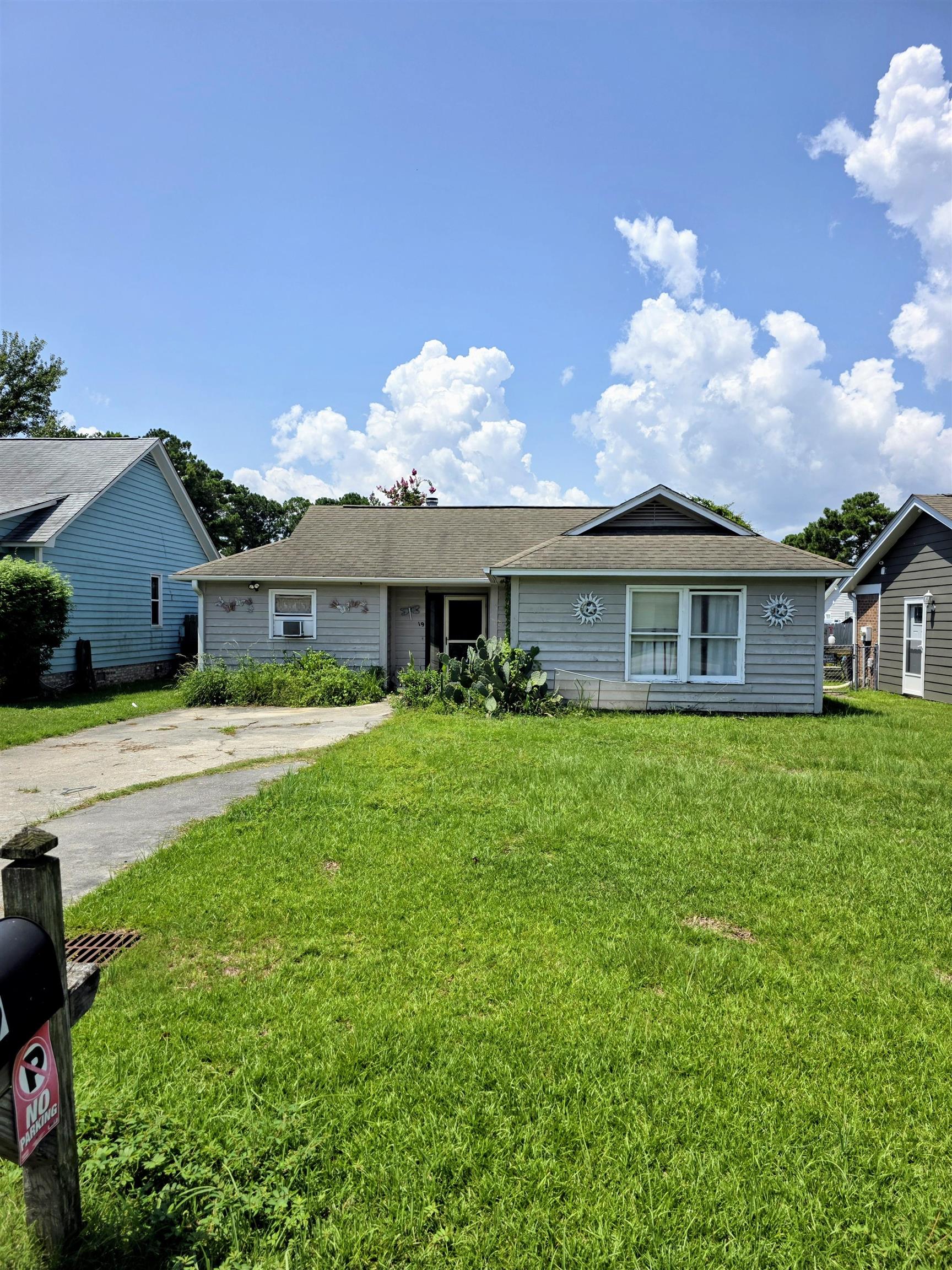 Photo 1 of Single family home for sale at 19 Indian Oak Ln, Myrtle Beach, SC 29575 | MLS# 2620454 | Listing updated on 2026-09-18
