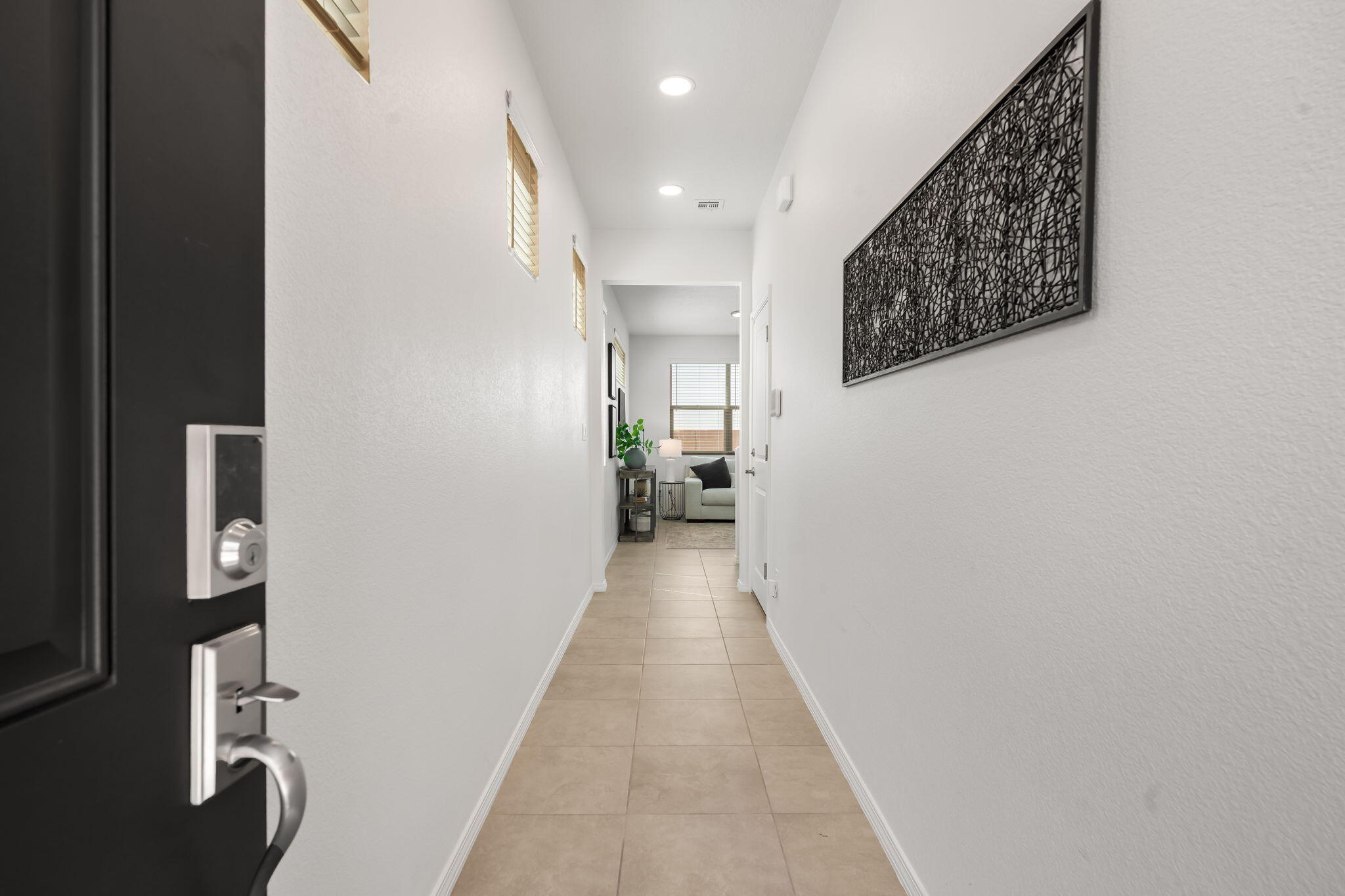Photo 3 of Sale Pending at 8928 Mountain Ash Ave Sw, Albuquerque, NM 87121 | MLS# 1109372 | Listing updated on 2026-10-21