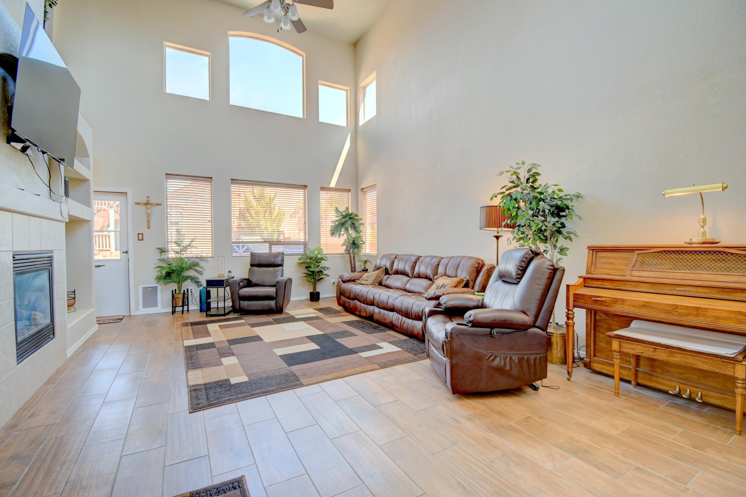 Photo 3 of Single family home for sale at 2139 Violeta Cir Se, Rio Rancho, NM 87124 | MLS# 1109389 | Listing updated on 2026-09-15
