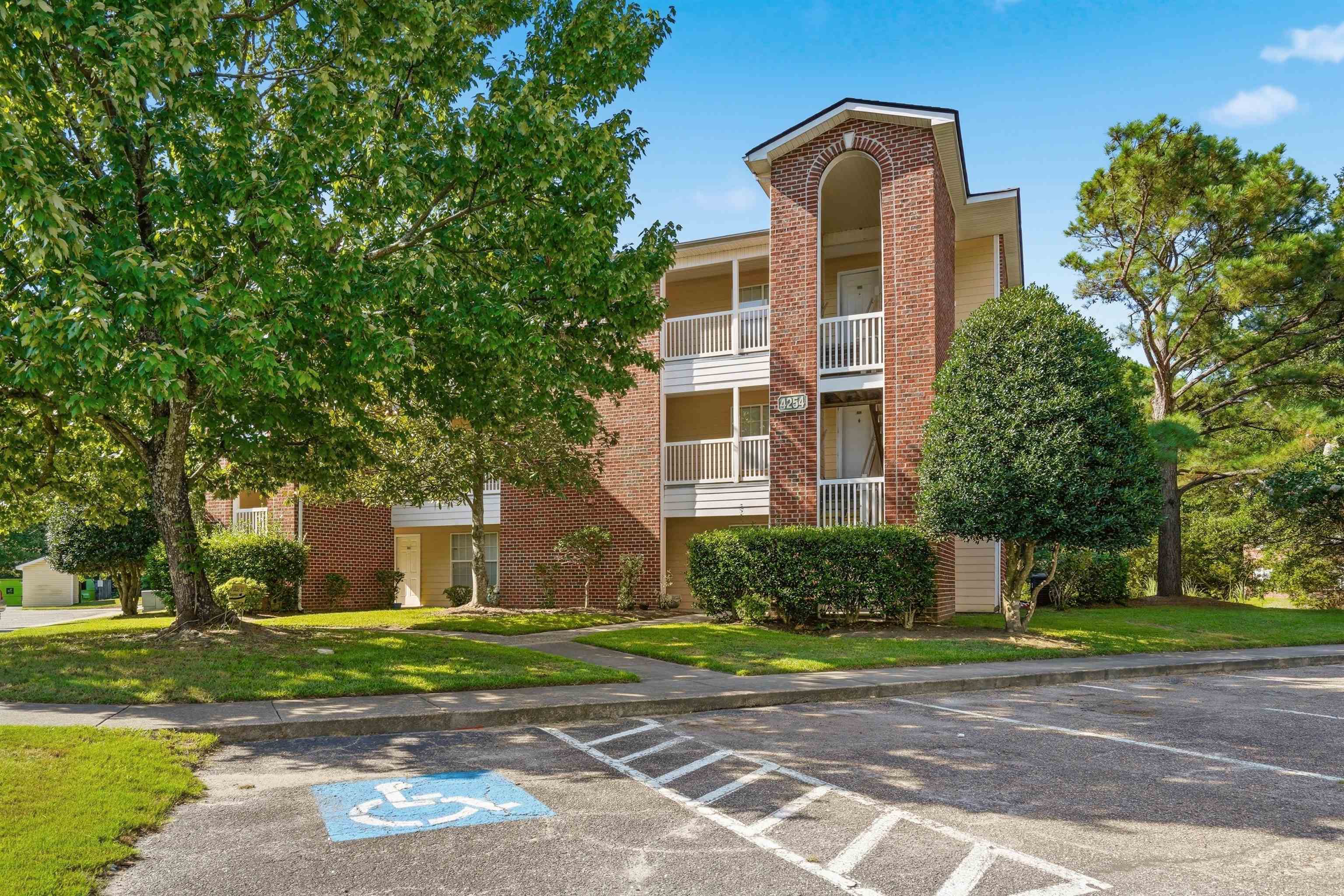 4254 Villas Dr. 807