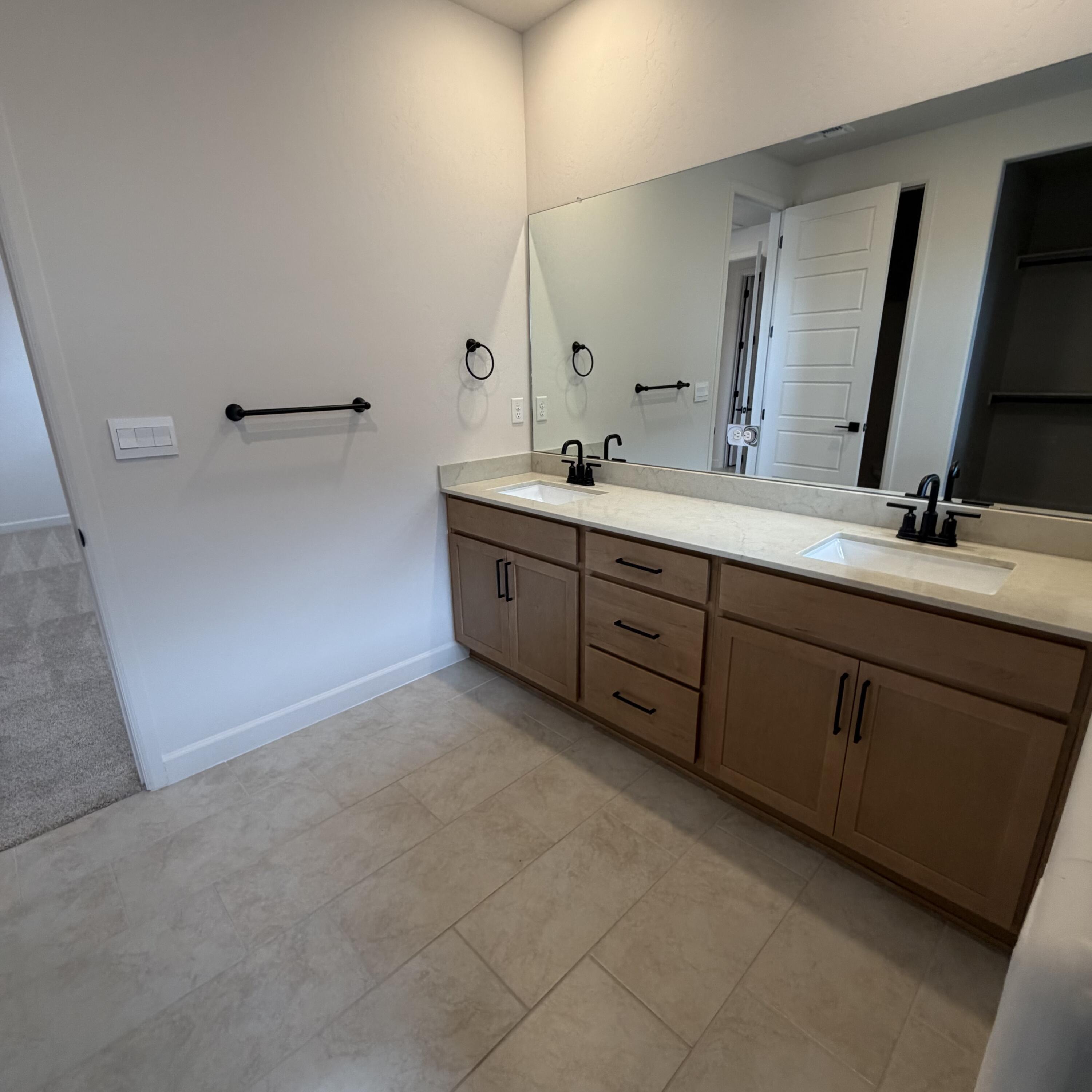 25th image of 2463 Marble Ave Ne, Rio Rancho, NM 87144 | MLS# 1109405