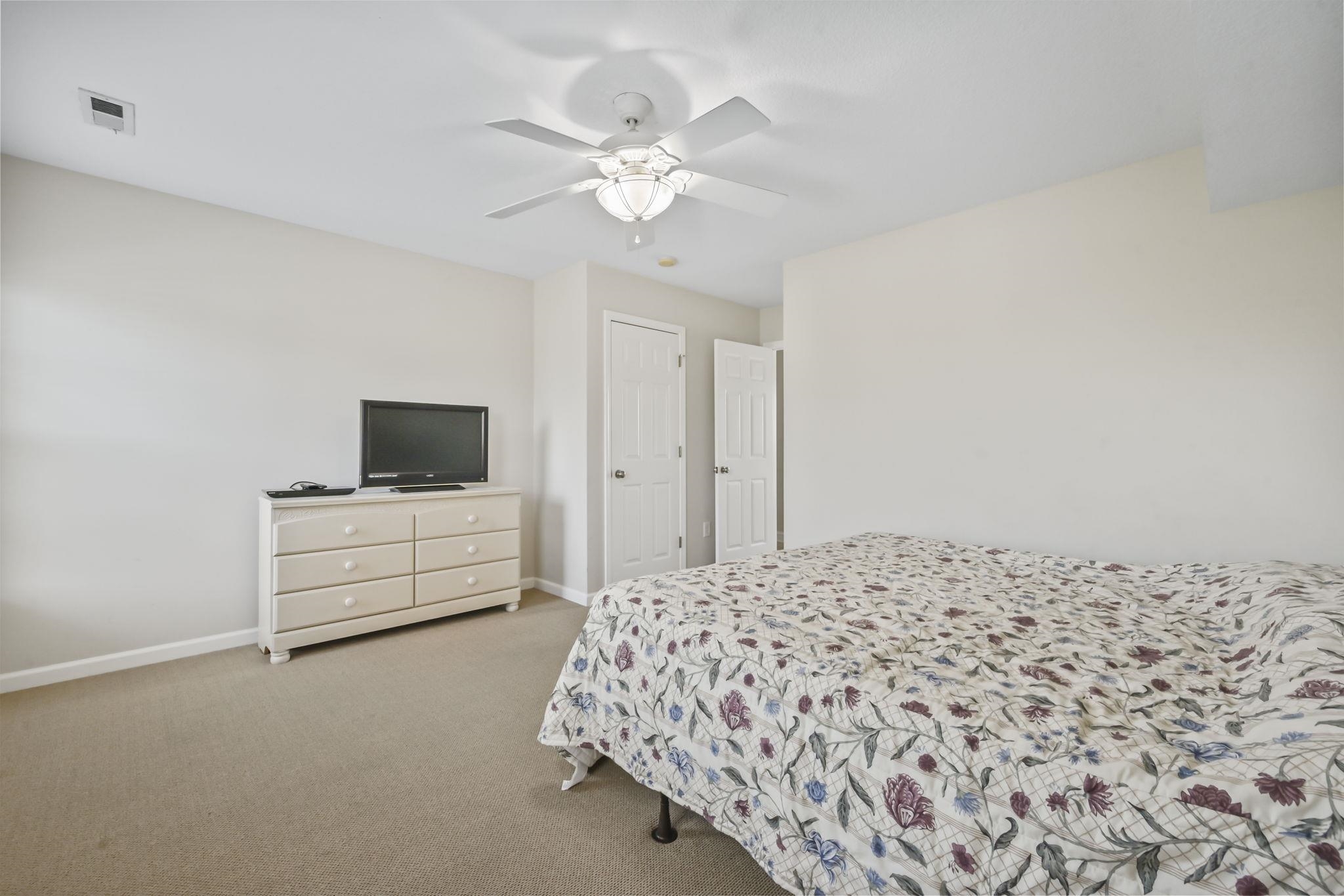 2620551 | Photo 28