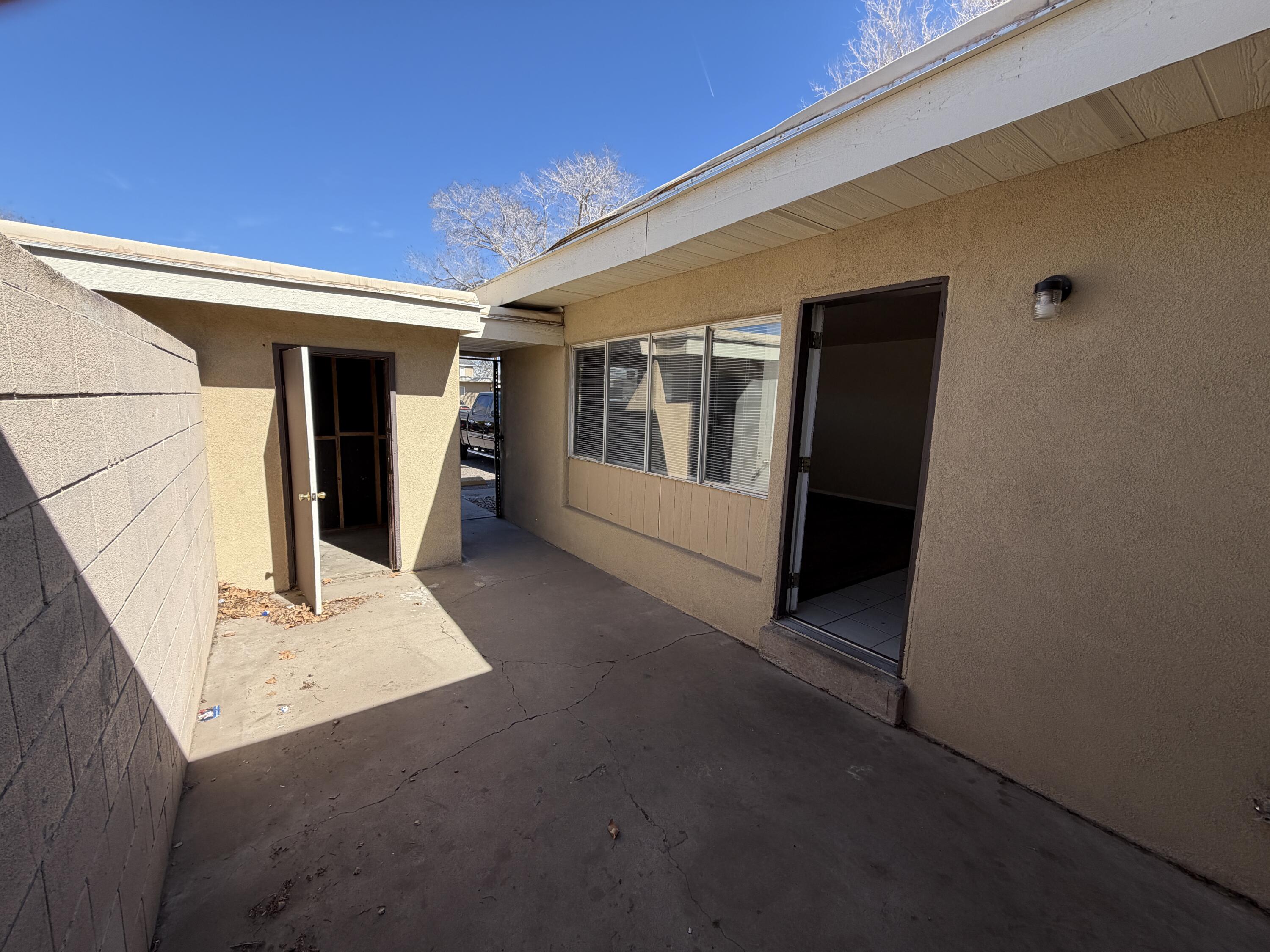 13th image of 1104 Palomas Dr Se, Albuquerque, NM 87108 | MLS# 1109470