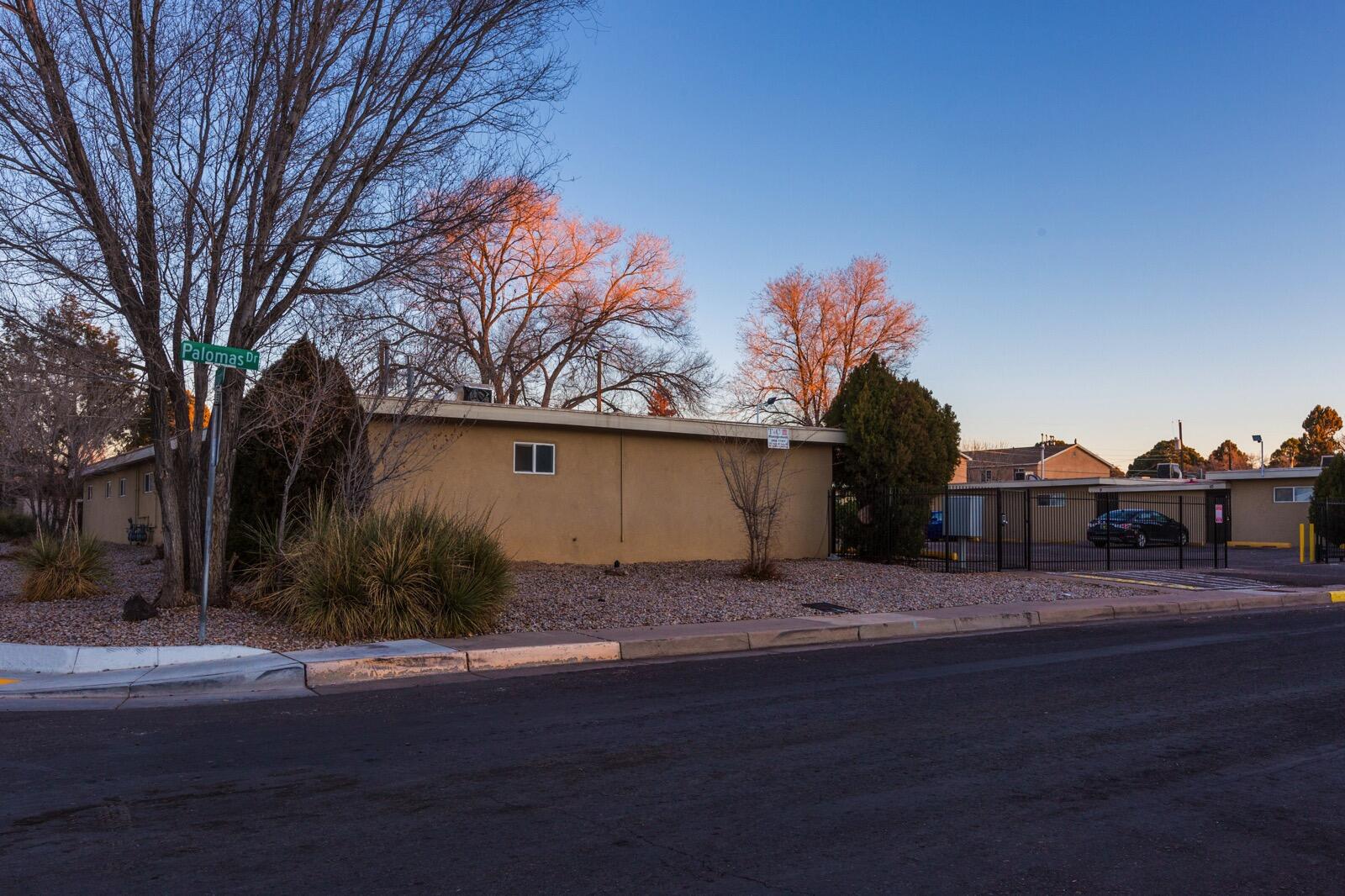 2nd image of 1104 Palomas Dr Se, Albuquerque, NM 87108 | MLS# 1109470