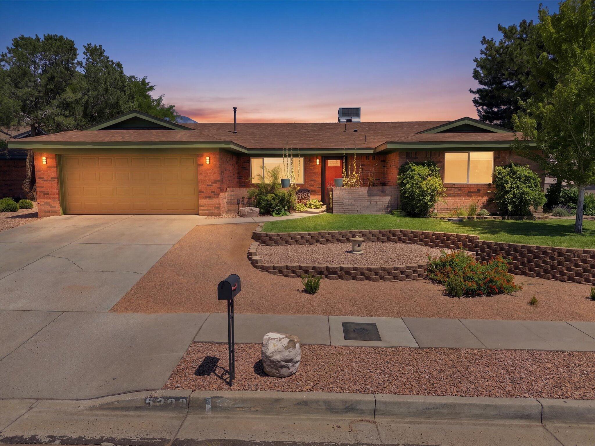 image of 5300 Dee Dr Ne, Albuquerque, NM 87111 | MLS# 1109404