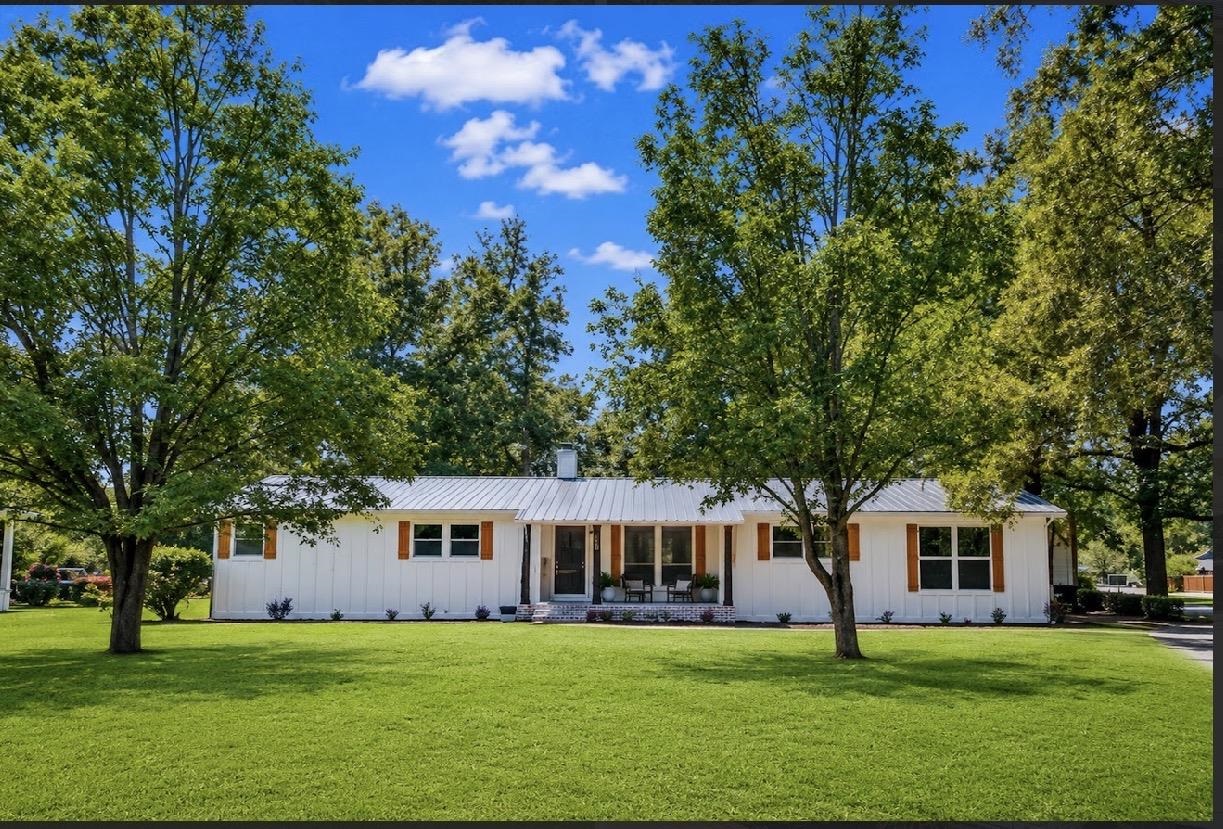 1st image of 1623 Sherwood Dr, Conway, SC 29526 | MLS# 2620248