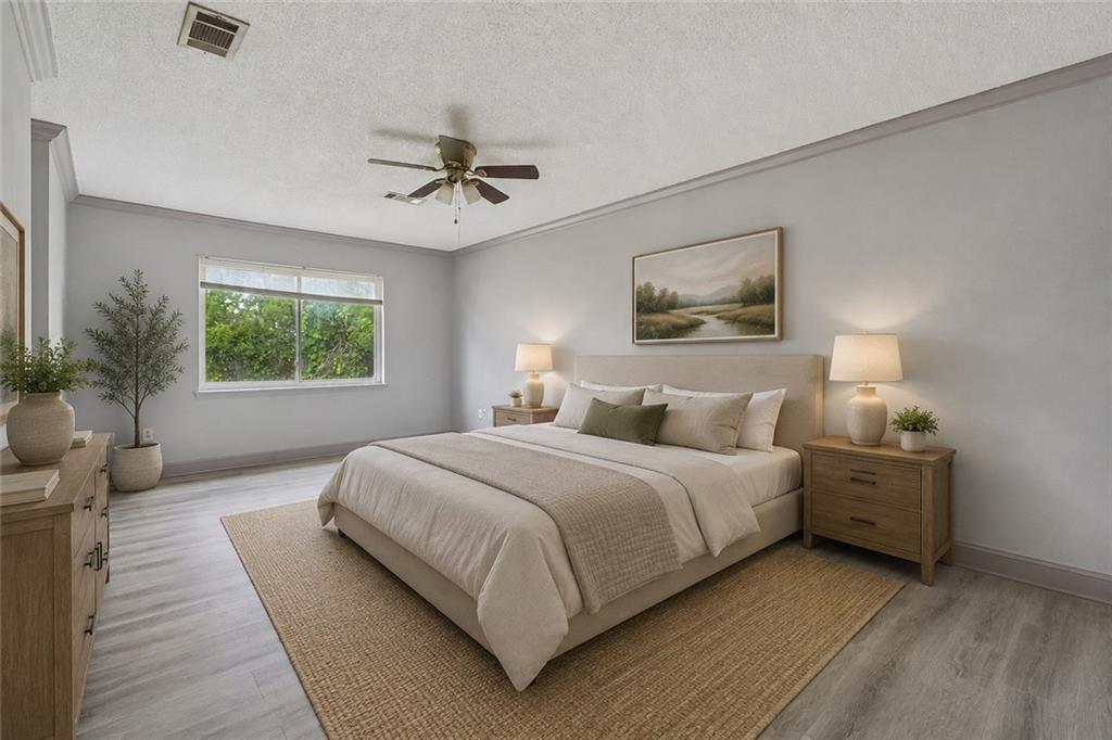 Photo 3 of Single family home for sale at 3824 Shannon Dr, Harvey, LA 70058 | MLS# 2572981 | Listing updated on 2026-09-02