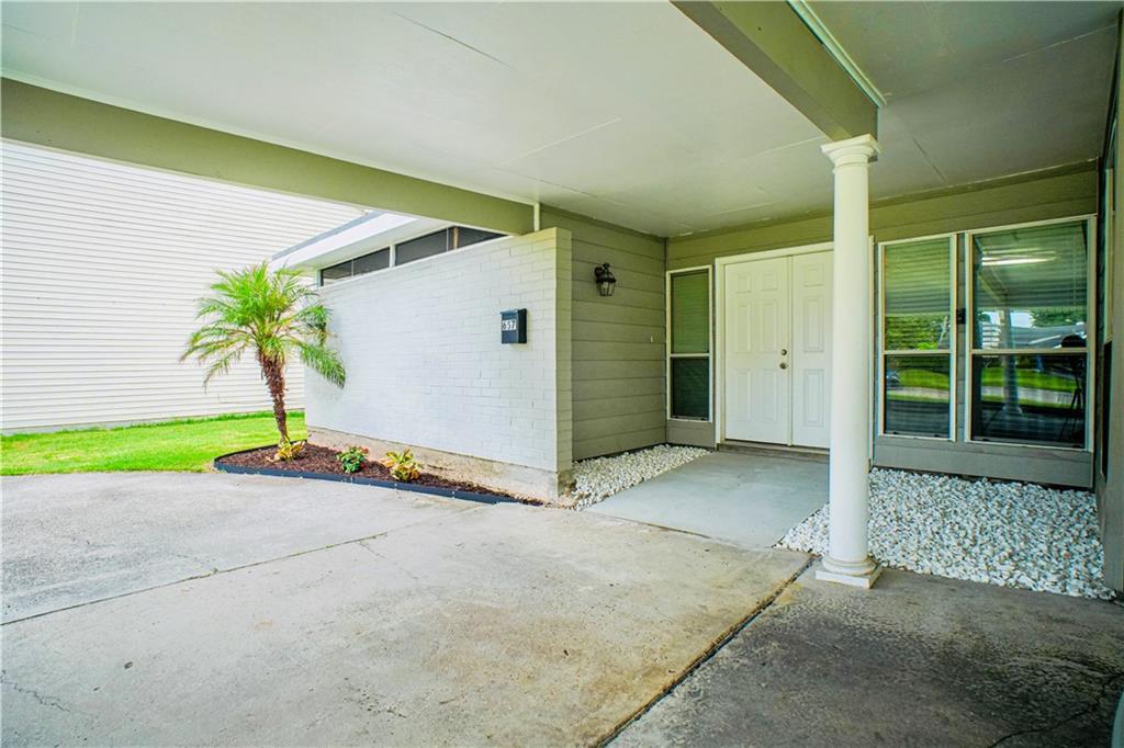 image of 657 E Marlin Ct, Terrytown, LA 70056 | MLS# 2573584